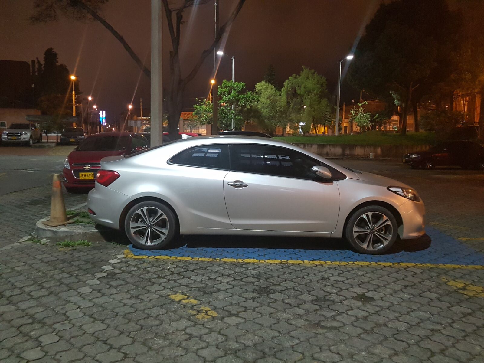 Samsung Galaxy S7 Edge sample photo. Cerato, car, koup photography