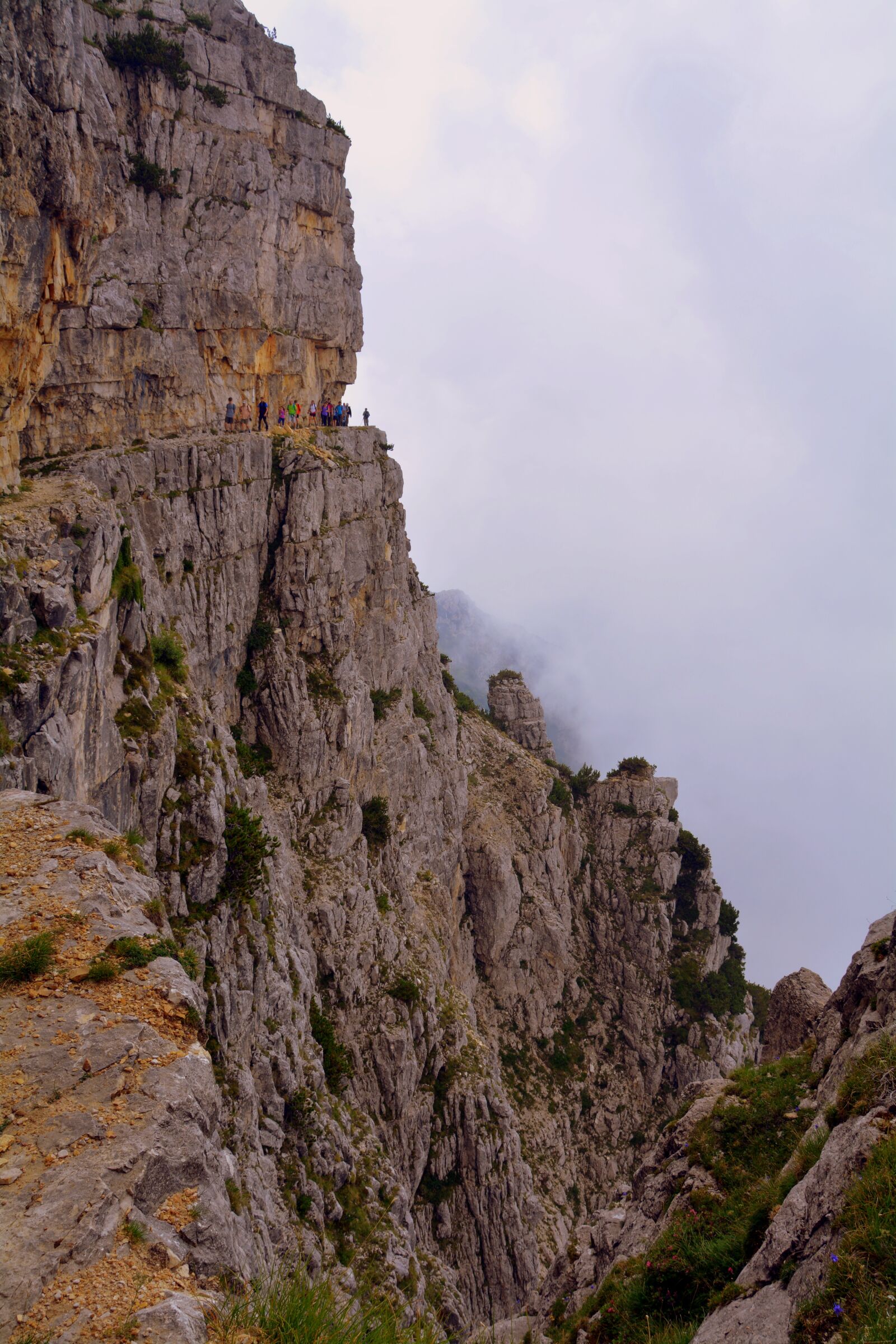 Nikon D7100 sample photo. Trail, ravine, rock photography