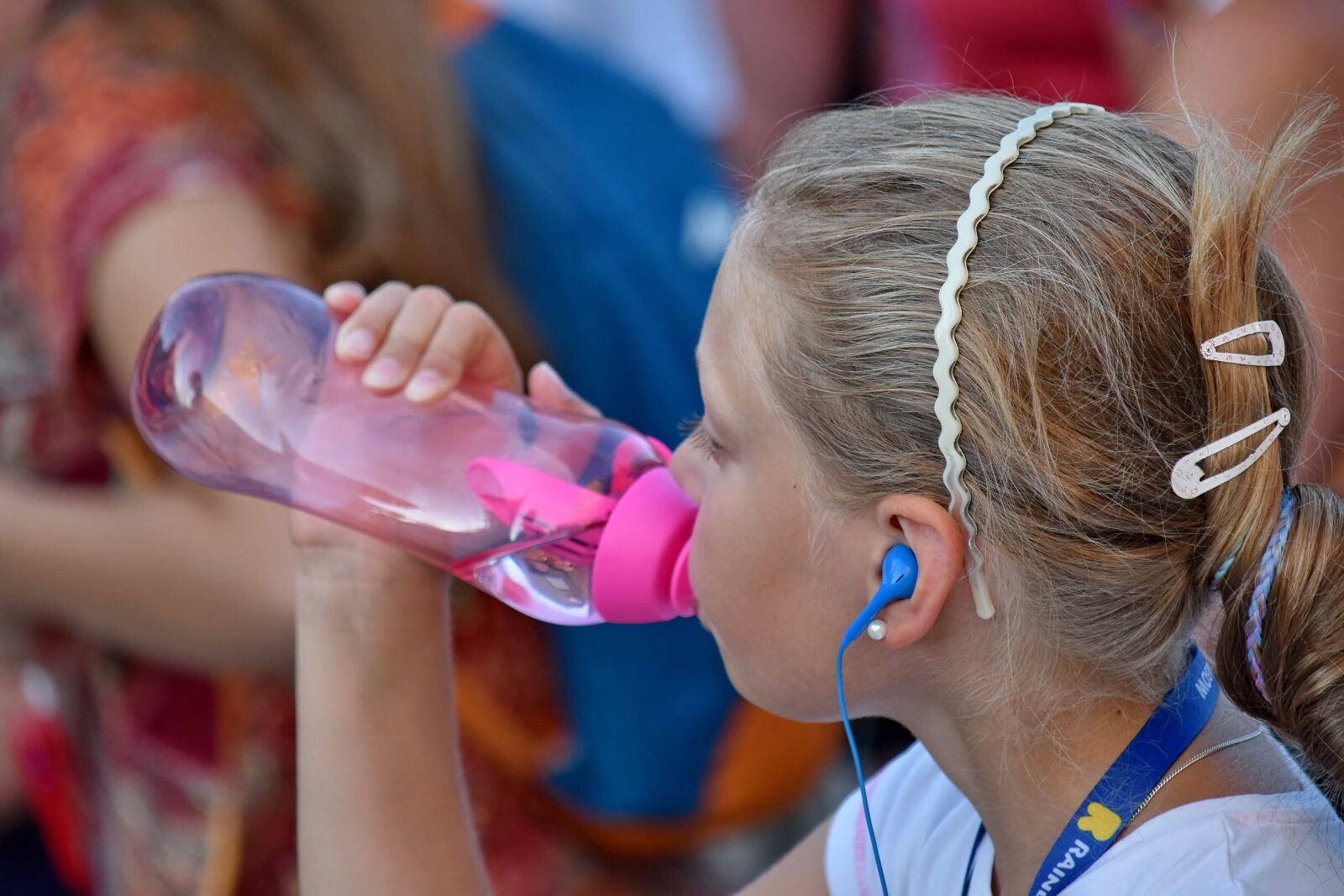 Nikon D5500 sample photo. Bottled water, child, crowd photography