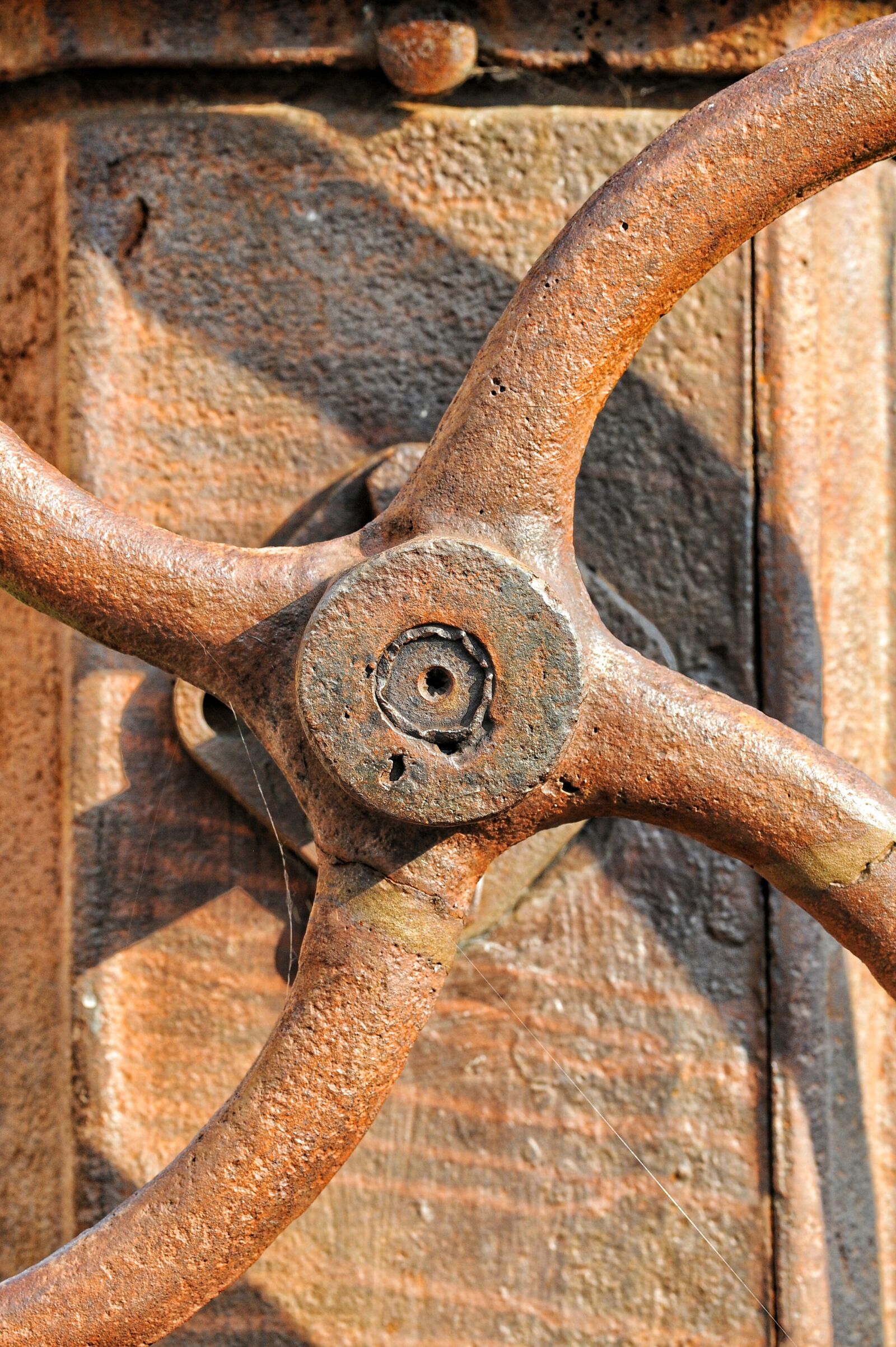 Nikon D700 sample photo. Iron, rust, texture photography