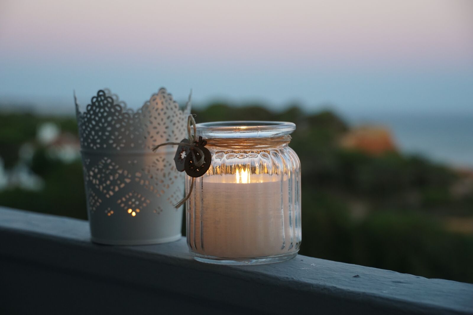 Sony E 18-135mm F3.5-5.6 OSS sample photo. Candles, dusk, twilight photography