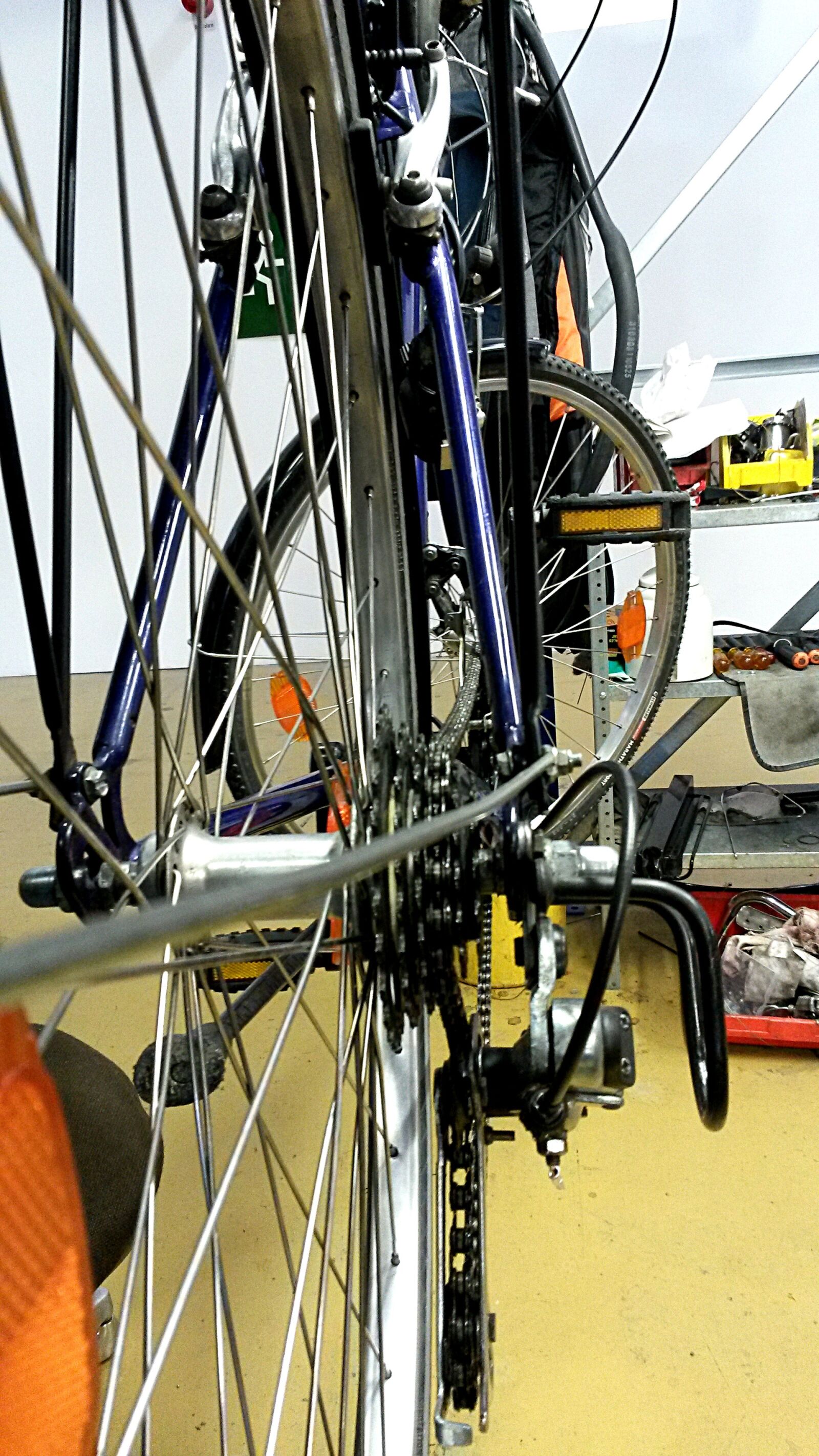 Samsung Galaxy S4 Mini sample photo. Bike, chain gear, 6-gang-kasette photography