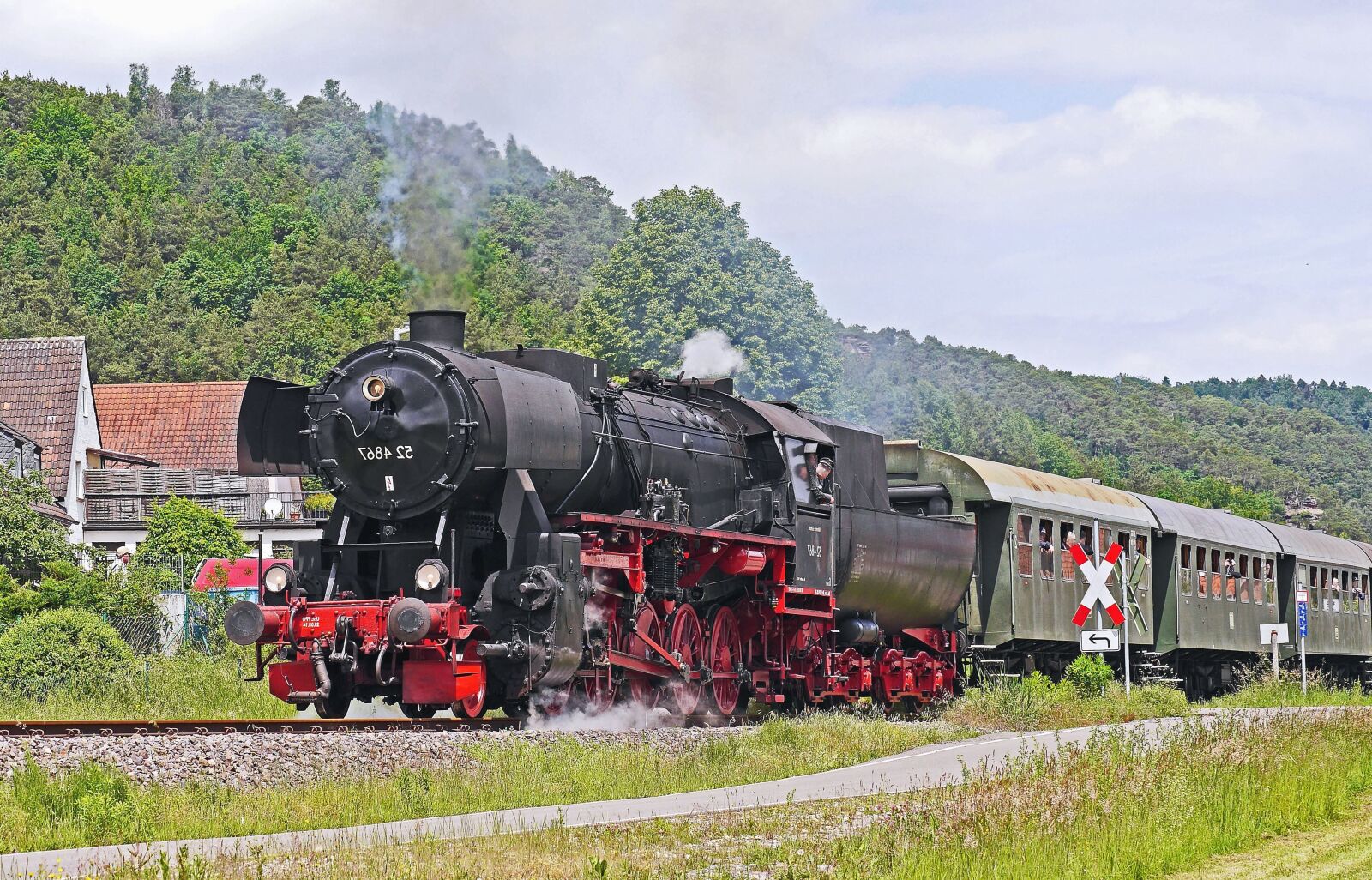 Panasonic Lumix DMC-GH3 sample photo. Locomotive, vehicle, steam, smoke photography
