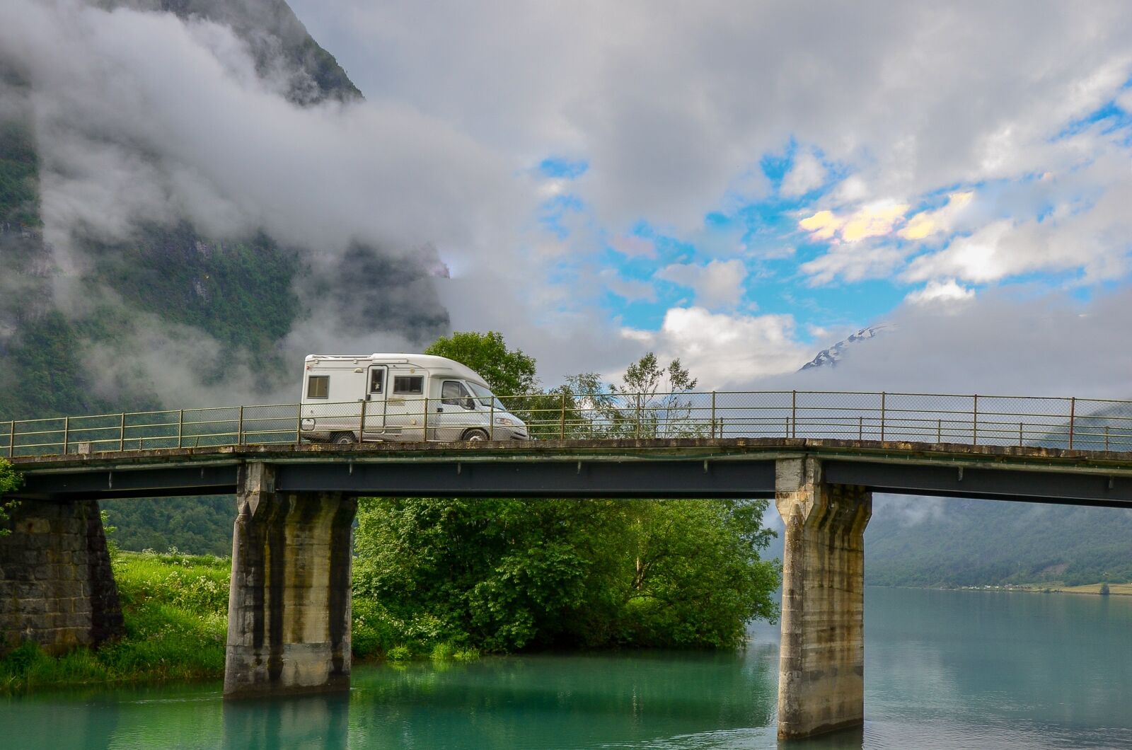 Nikon D7000 sample photo. Camper, travel, adventure photography