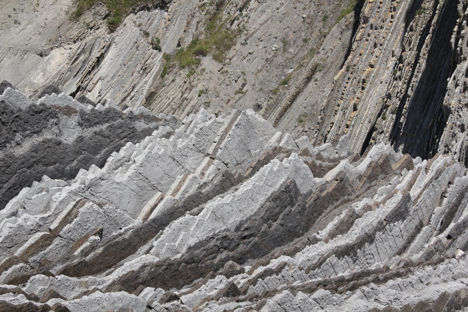 Canon EOS 550D (EOS Rebel T2i / EOS Kiss X4) sample photo. Rock, mineral, geology photography