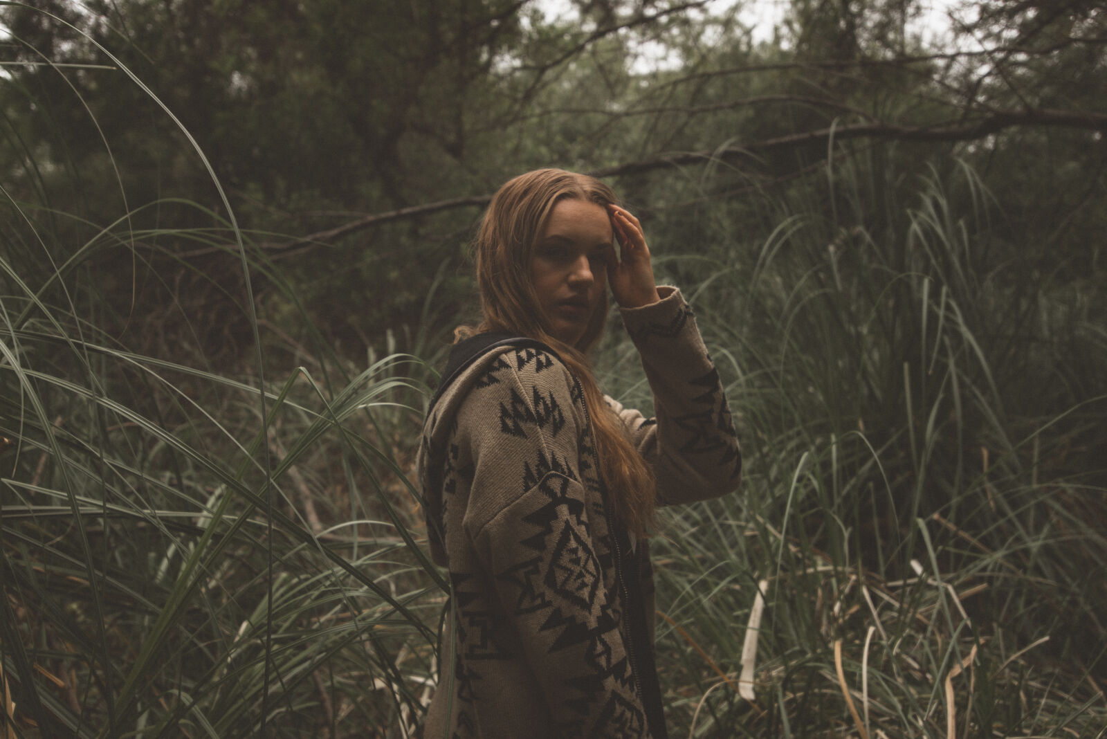 Nikon D610 sample photo. Blonde, hair, daylight, fashion photography