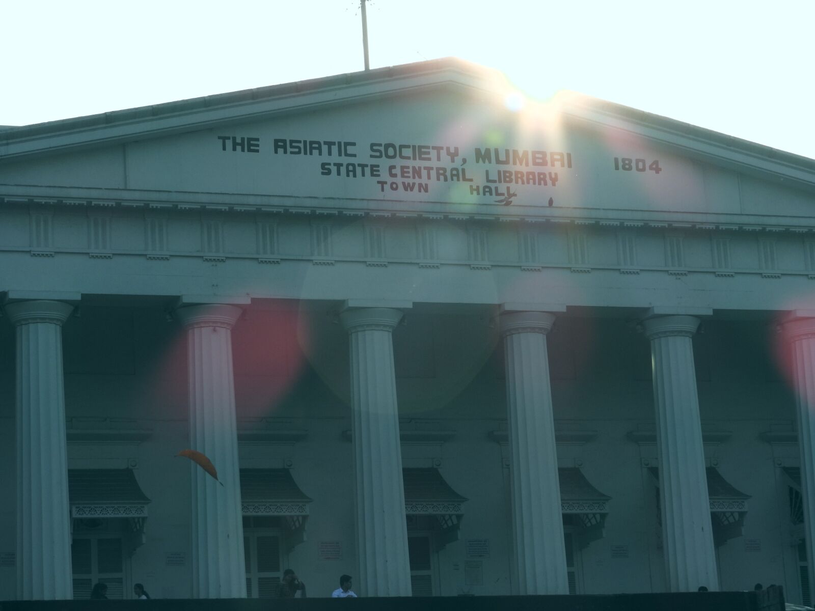 Nikon Coolpix P1000 sample photo. The asiatic society mumbai photography