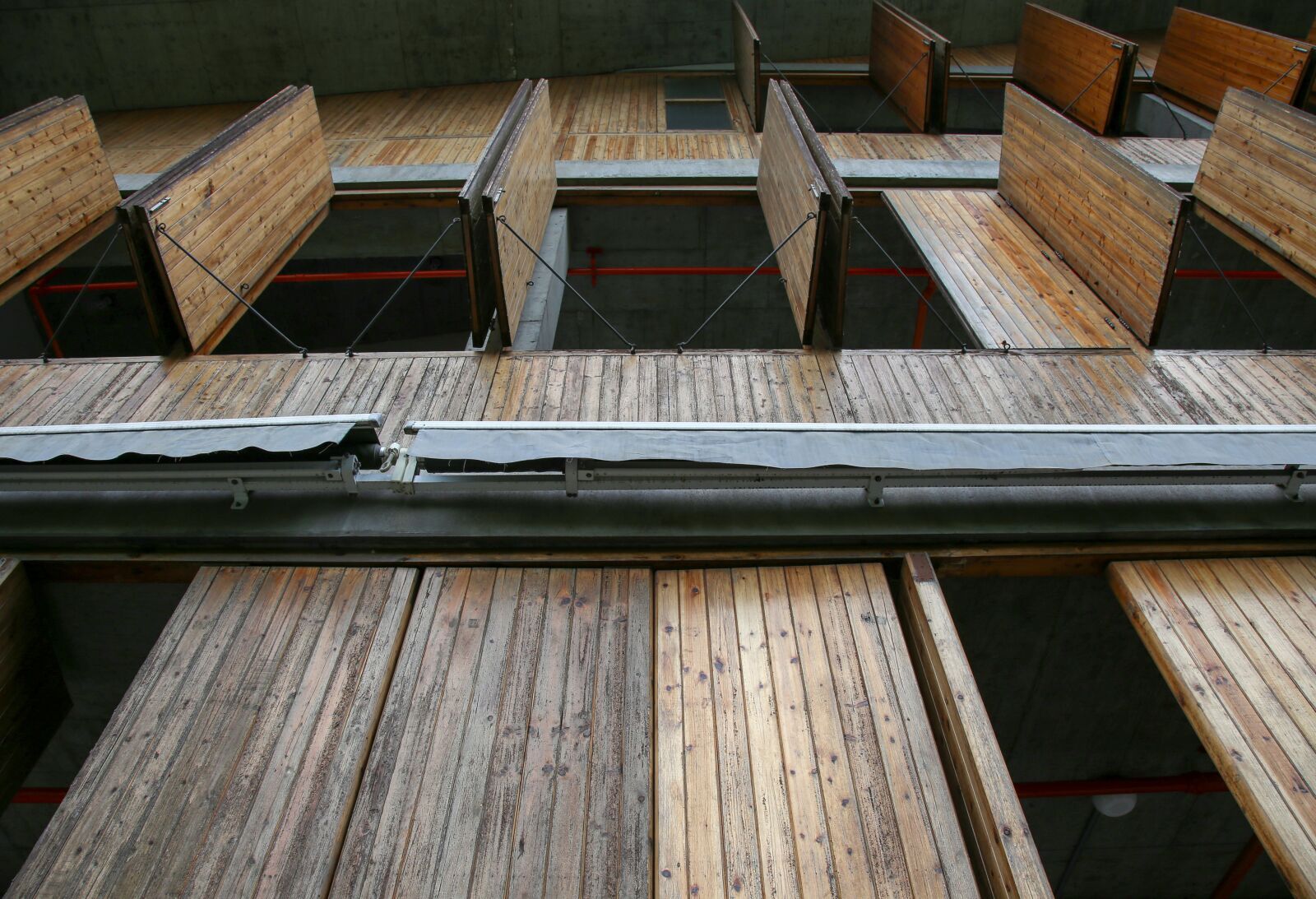 Canon EOS 6D + Canon EF 24-105mm F4L IS USM sample photo. Wood, house, building photography