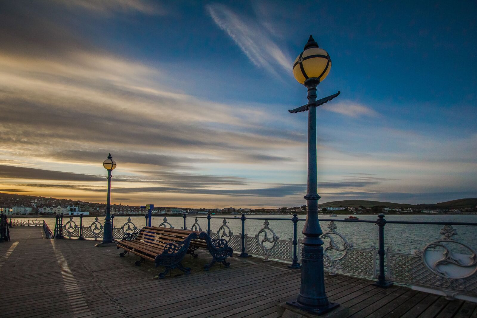 Canon EOS 60D sample photo. Swanage bay, pier, ocean photography
