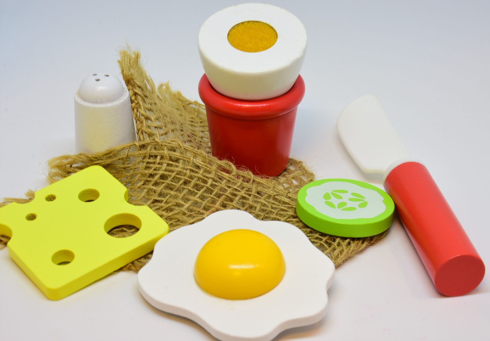 Nikon D7200 sample photo. Toys, dolls kitchen, ingredients photography