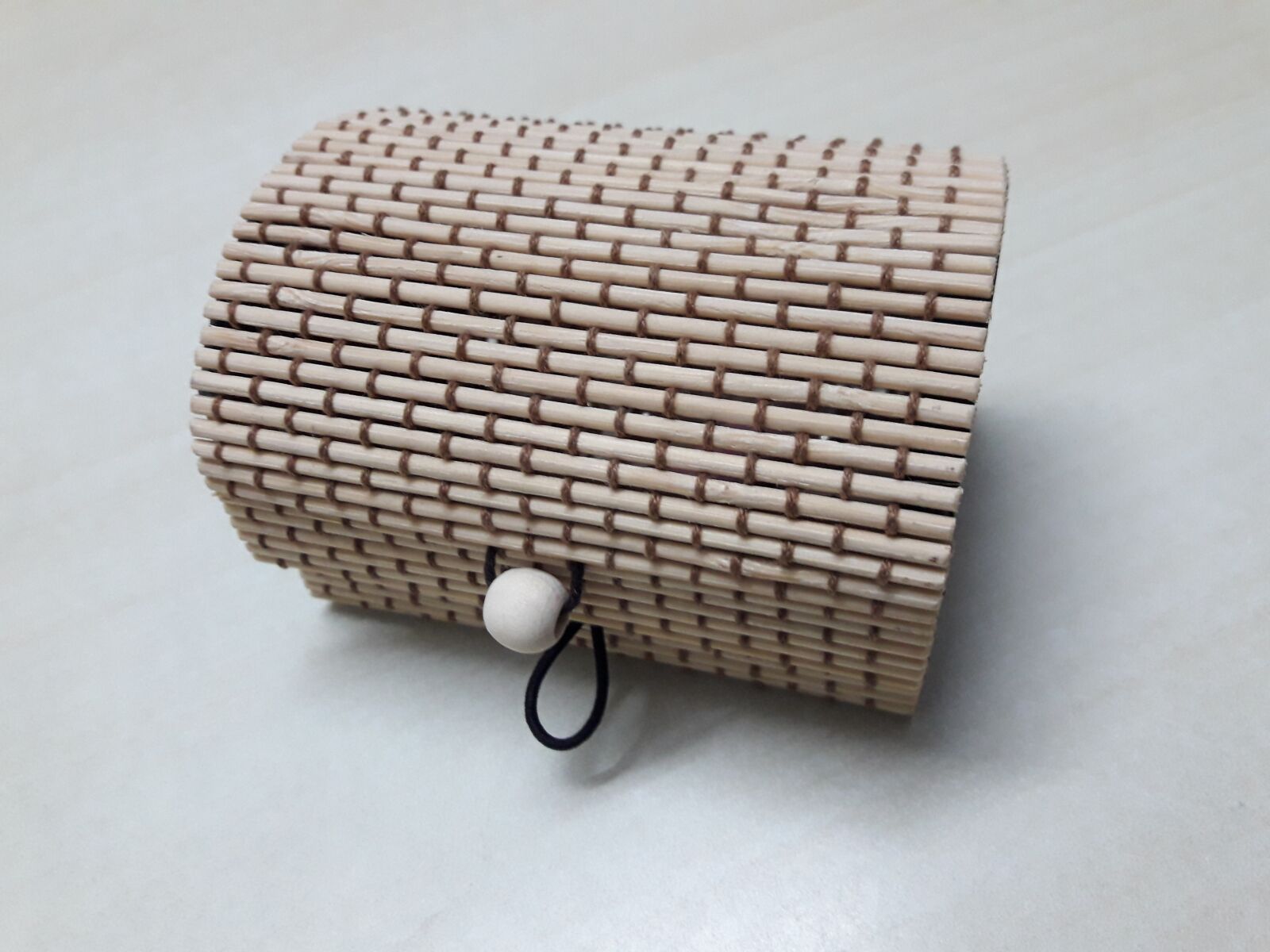 Samsung Galaxy J7 Neo sample photo. Wooden box, gift box photography