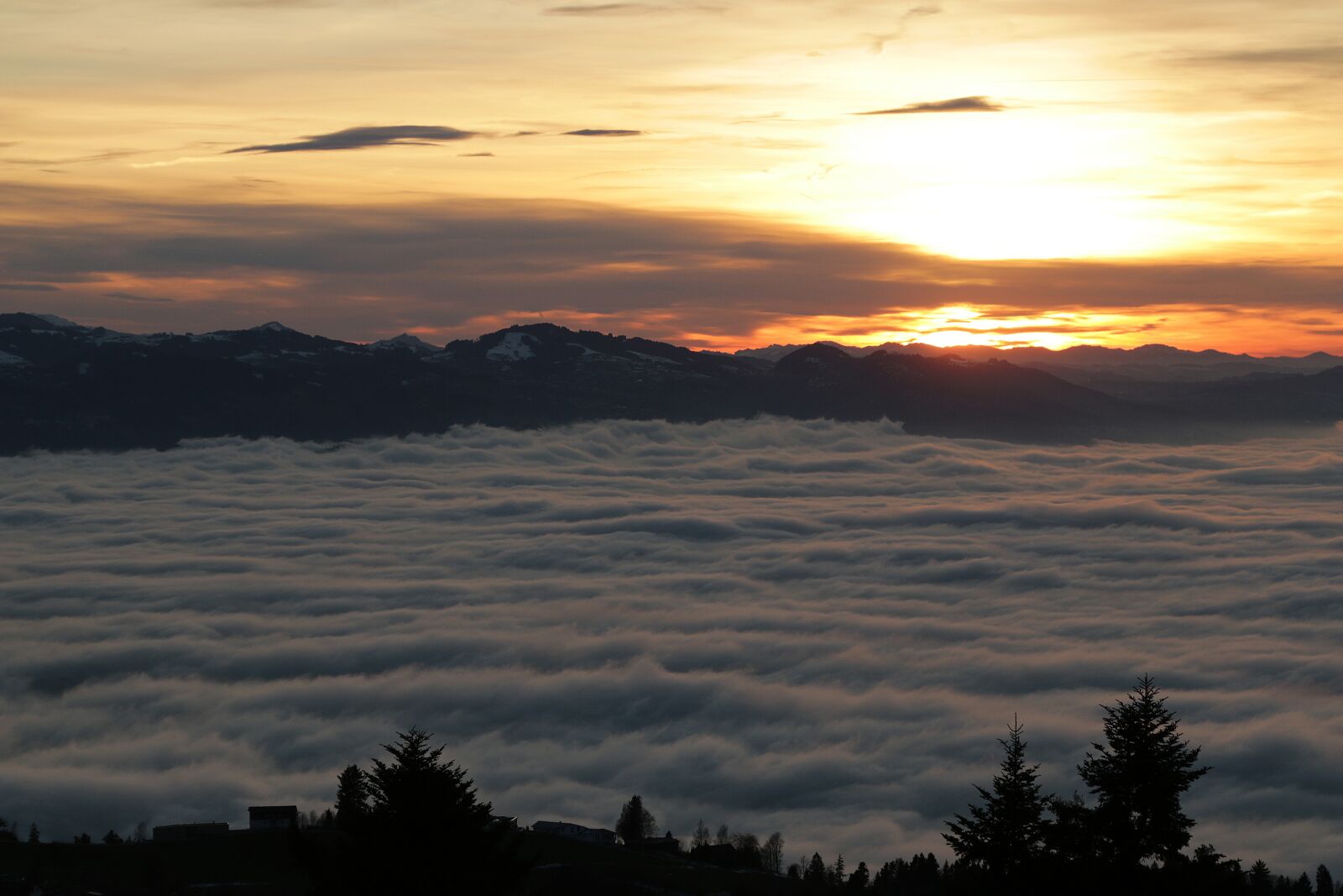 Canon EOS 70D + Canon EF 24-105mm F4L IS USM sample photo. Sunset, alpine, winter photography