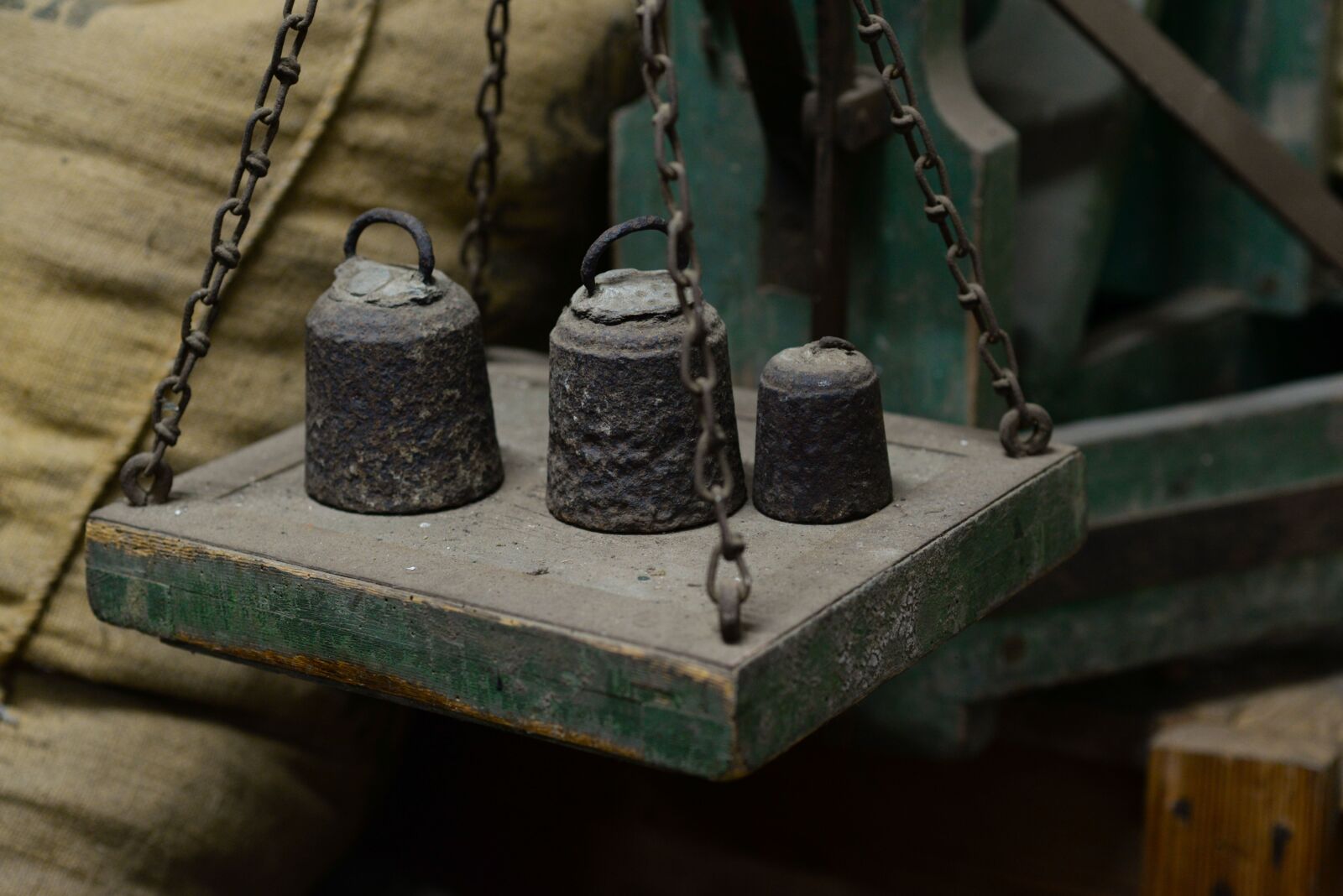 Nikon D610 sample photo. Weights, scale, balance photography