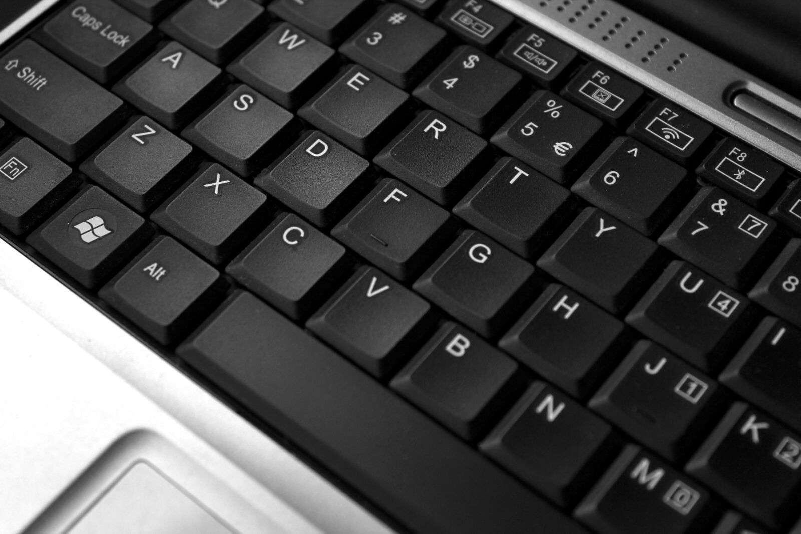 Canon EOS 1100D (EOS Rebel T3 / EOS Kiss X50) sample photo. Keyboard, technology, computer photography