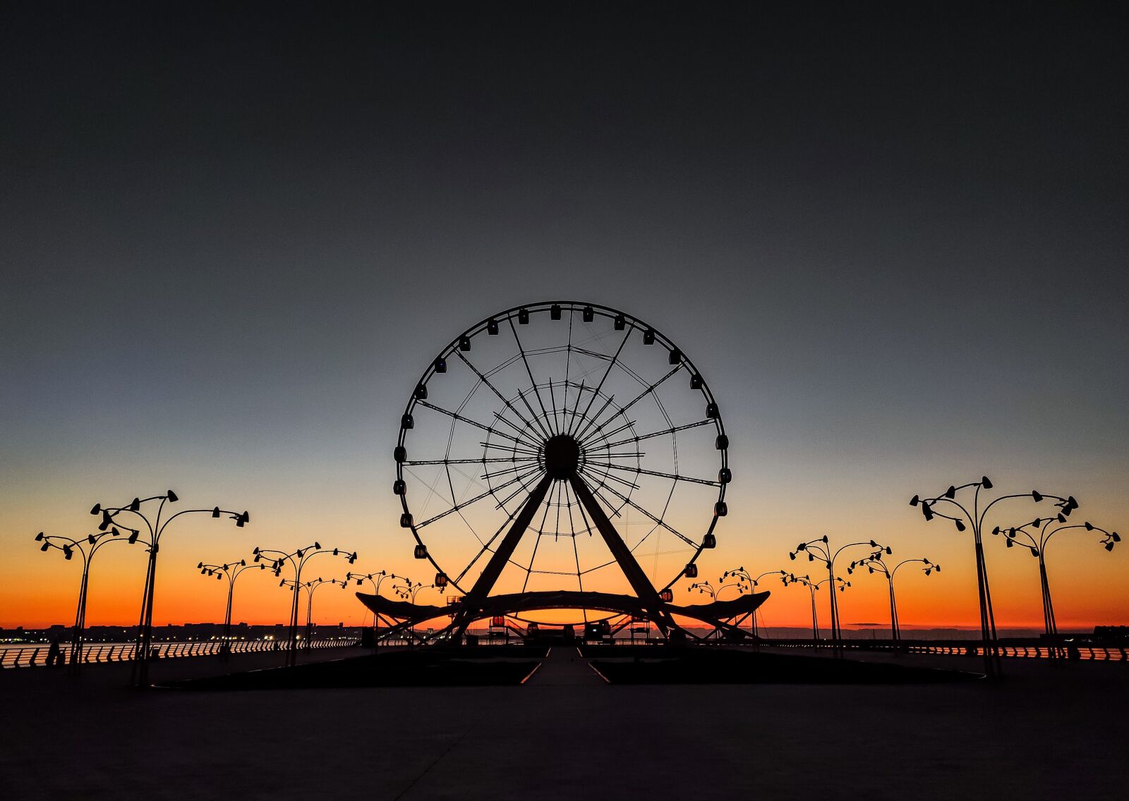Xiaomi Redmi Note 7 Pro sample photo. Baku eye, ferris wheel photography