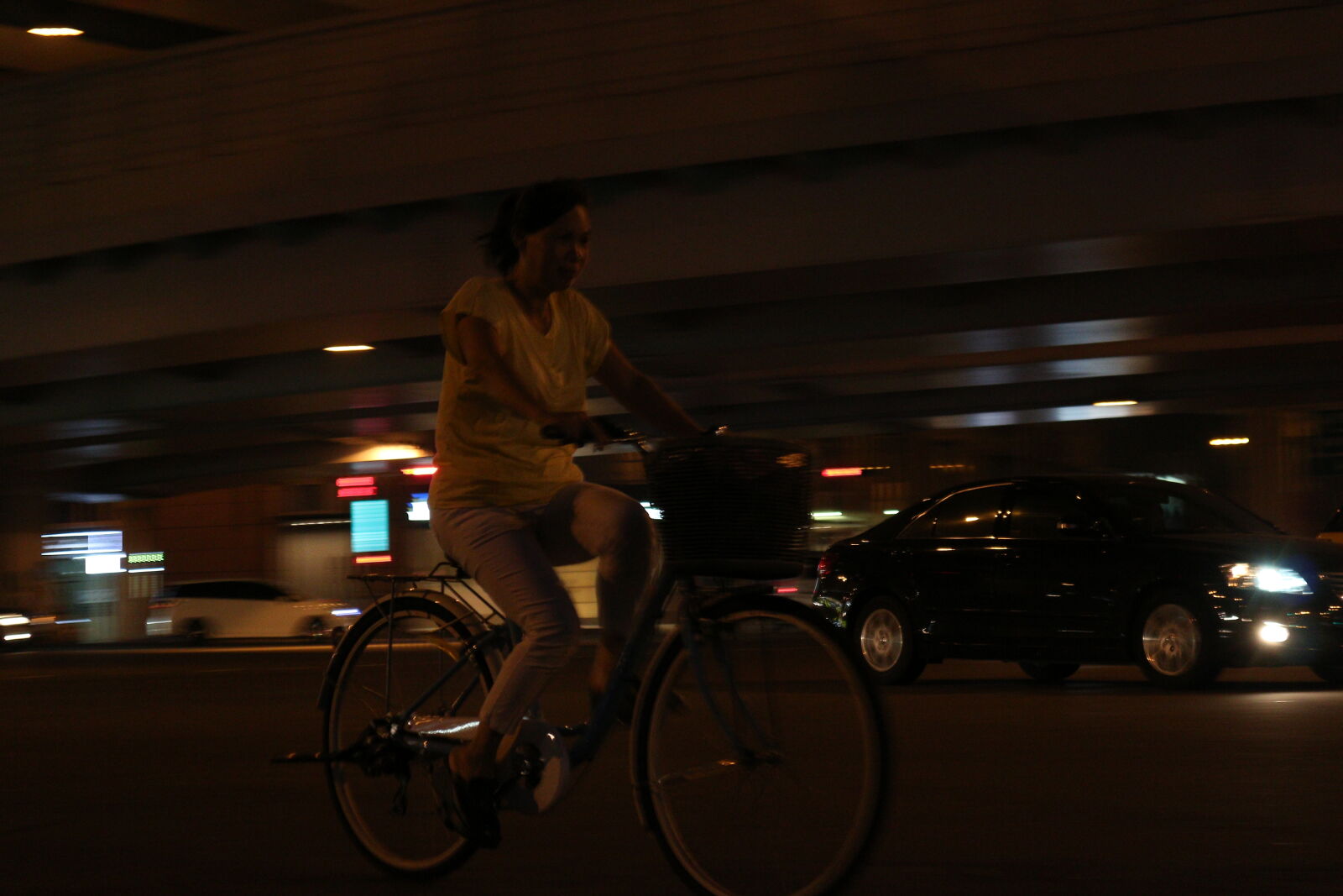 Canon EOS M sample photo