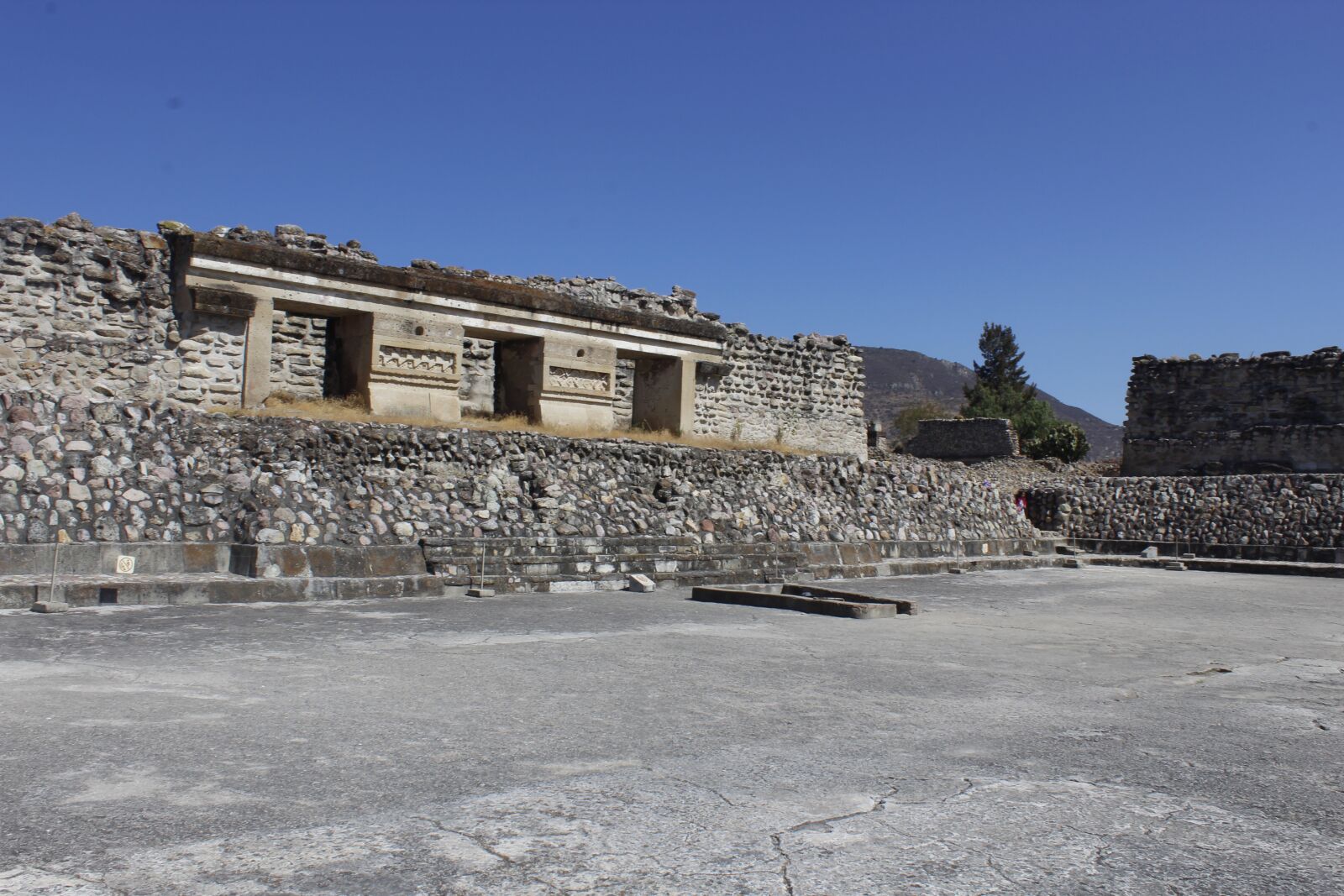 Canon EOS 1300D (EOS Rebel T6 / EOS Kiss X80) sample photo. Grecas, mitla, oaxaca photography