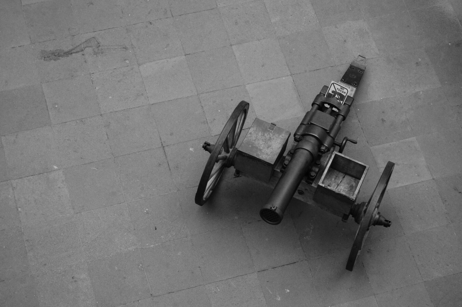 Nikon D5000 sample photo. Cannon, museum, mexico photography