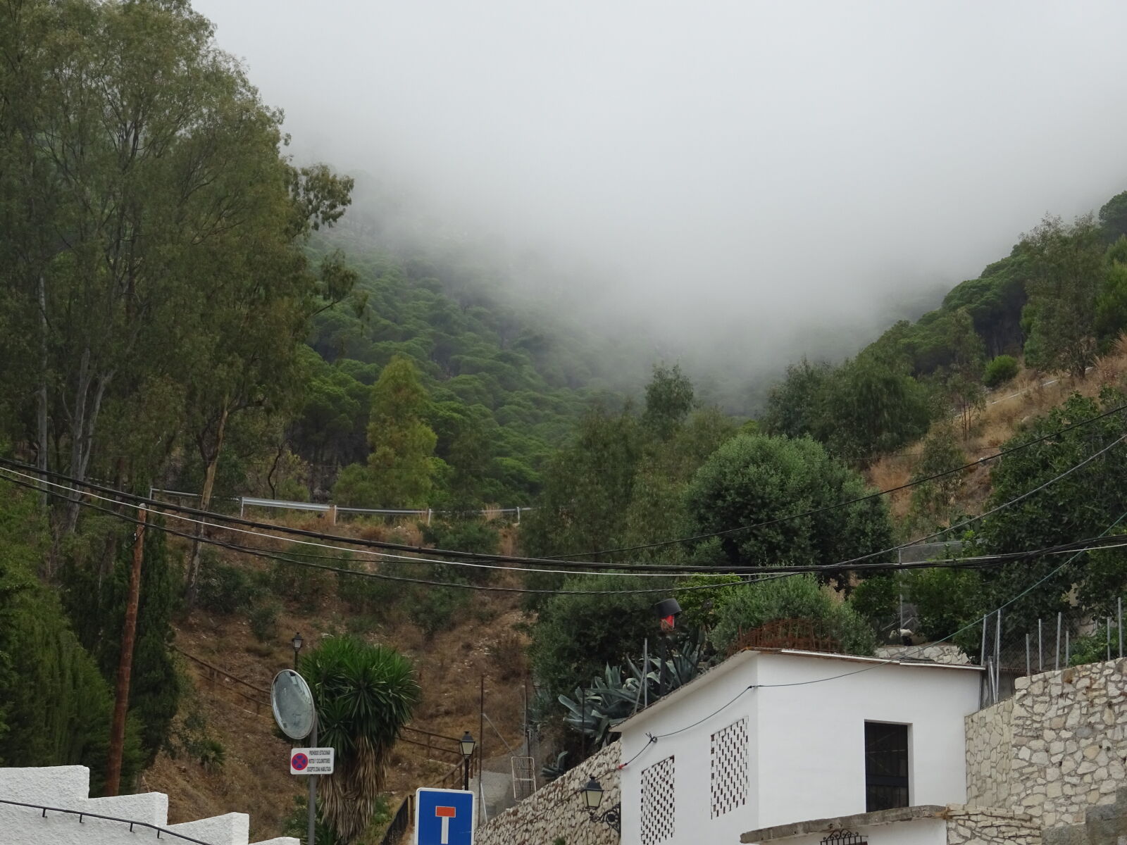 Sony DSC-HX60V sample photo. Clouds, green, mijas, mountains photography