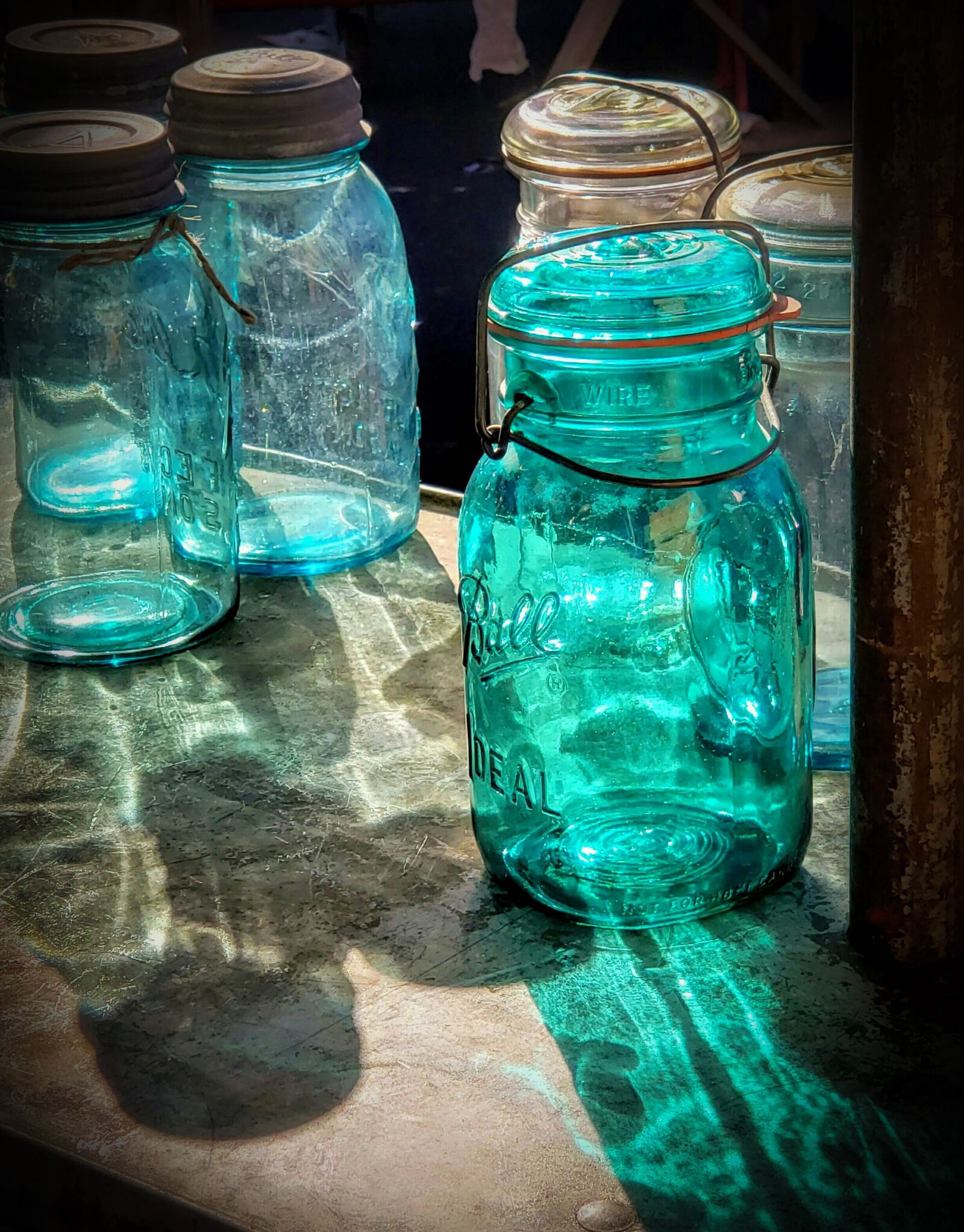 Samsung Galaxy Note9 sample photo. Mason jar, glass, light photography