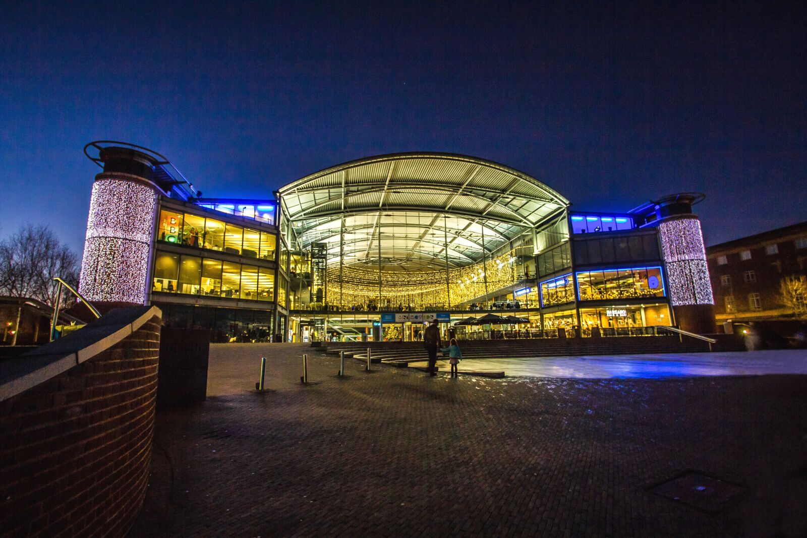 Canon EOS 60D sample photo. Building, modern architecture, library photography