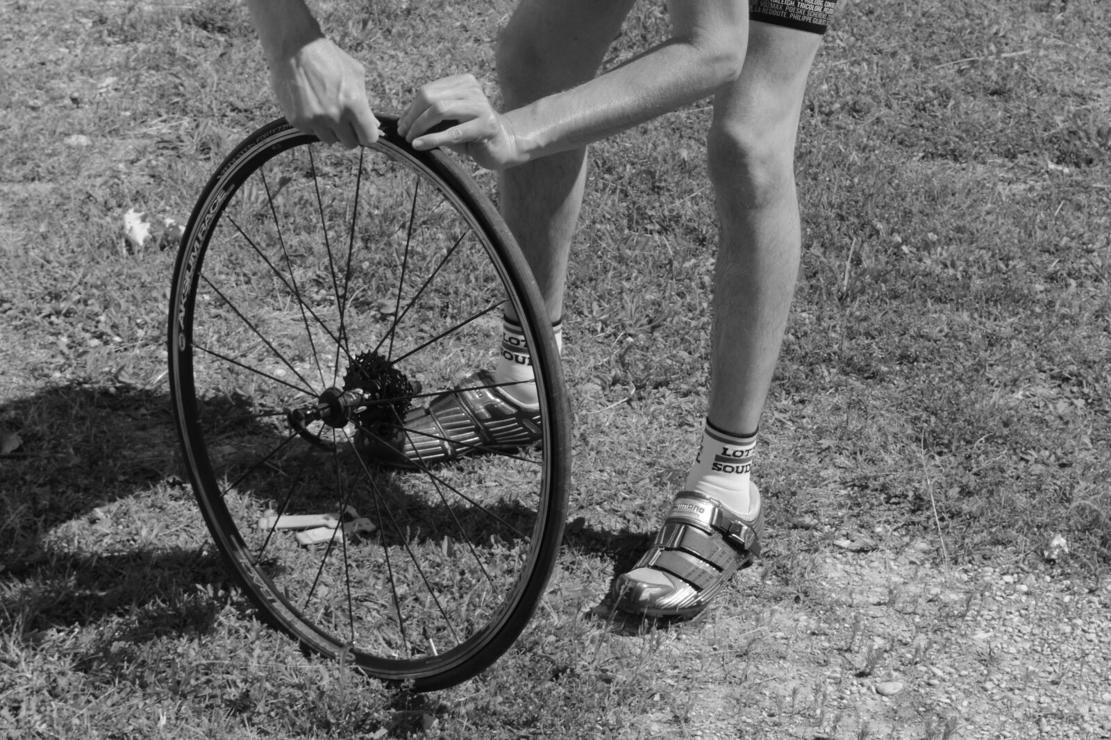 Nikon D5200 sample photo. Bicycle wheel, repair, band photography