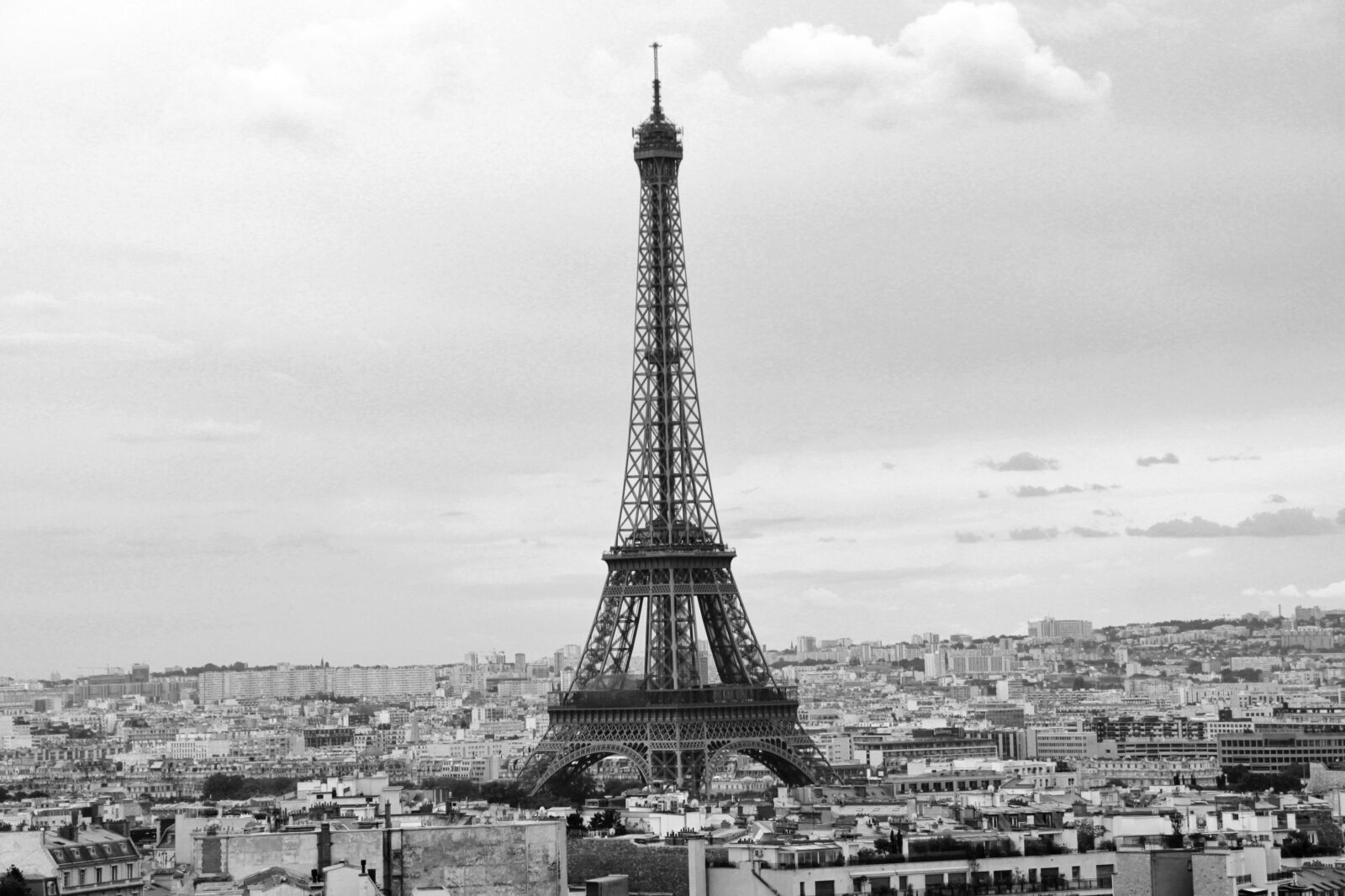 Canon EOS 550D (EOS Rebel T2i / EOS Kiss X4) sample photo. Paris, france, architecture photography