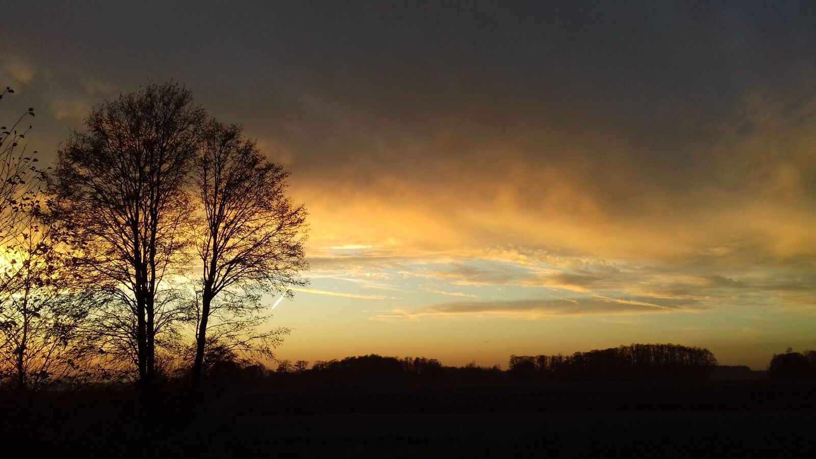Samsung Galaxy J3(2016) sample photo. Sunset, clouds, sky photography