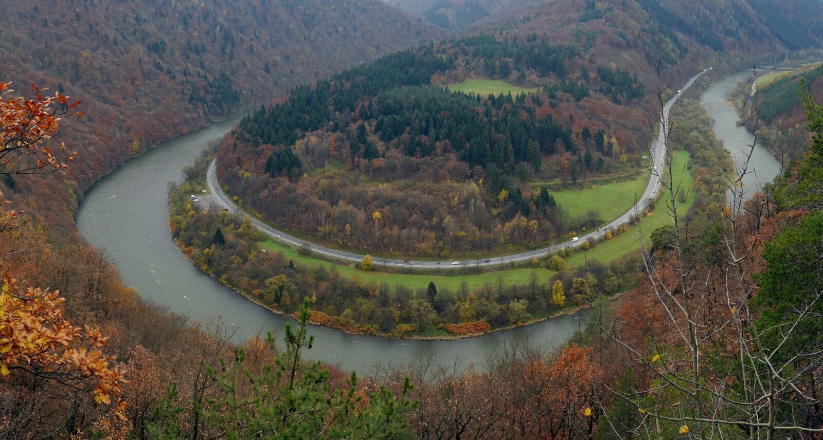 Panasonic Lumix DMC-G6 sample photo. Meander, fatra, slovakia photography