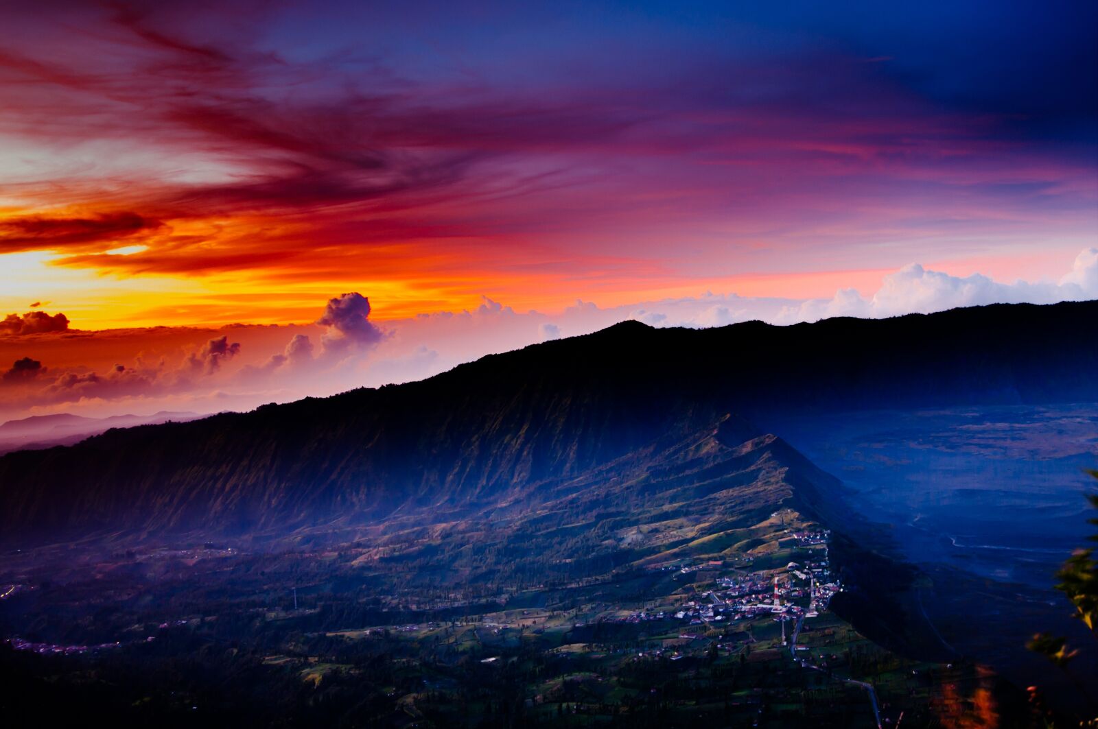Tamron AF 28-75mm F2.8 XR Di LD Aspherical (IF) sample photo. Mount bromo, indonesia, sunrise photography