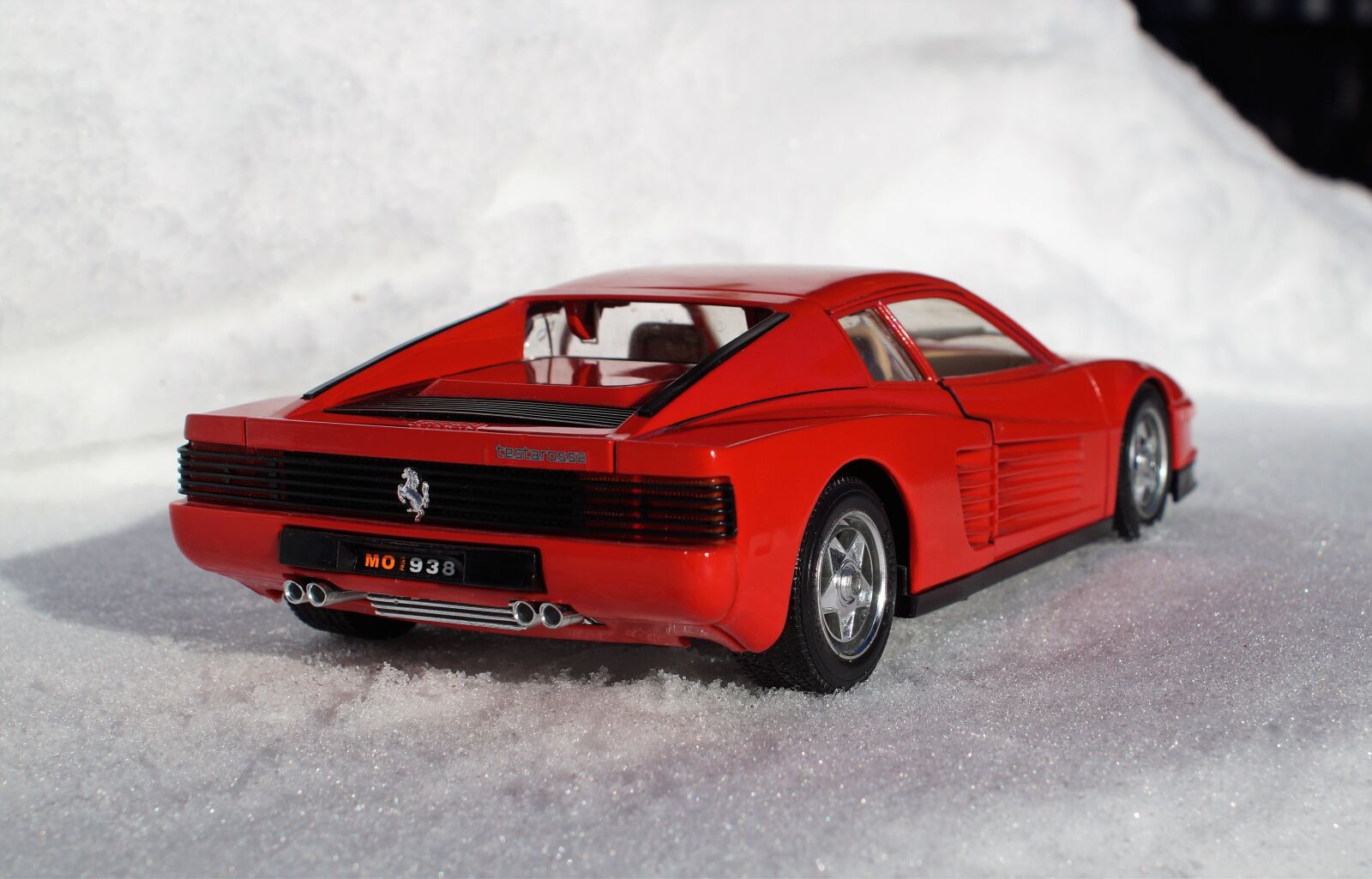 Sony DT 18-70mm F3.5-5.6 sample photo. Model car, ferrari, testarossa photography