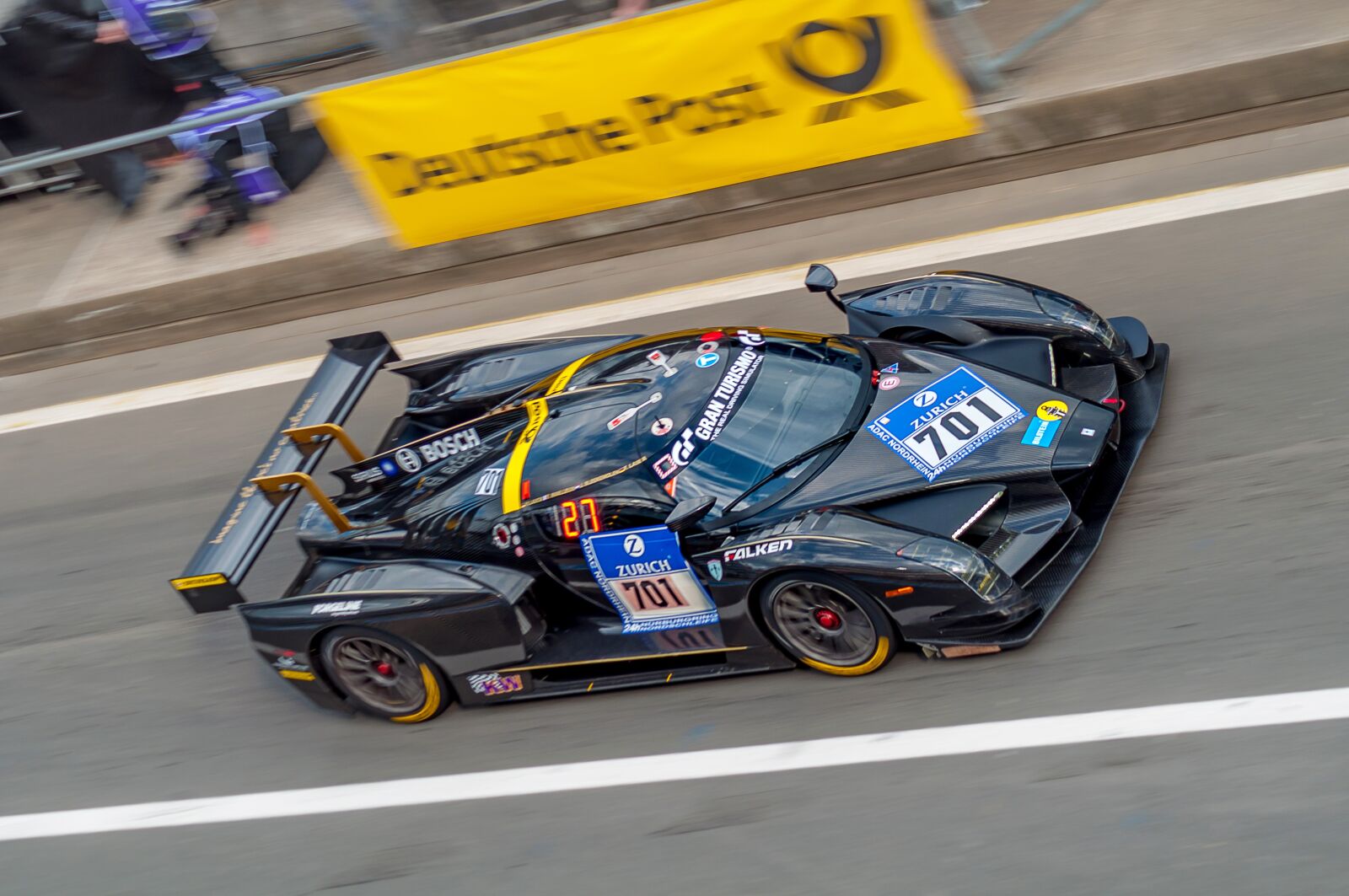 Nikon D5000 sample photo. Spoiler, rear wing, 24-hour photography
