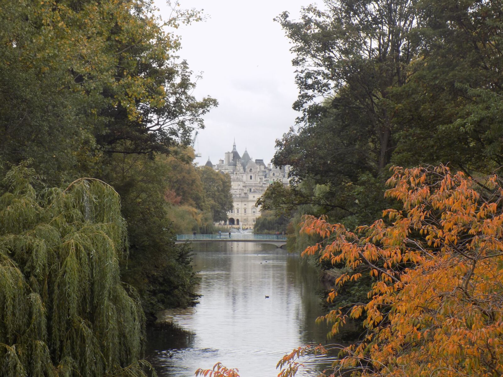 Nikon COOLPIX L330 sample photo. London, river, parliament photography