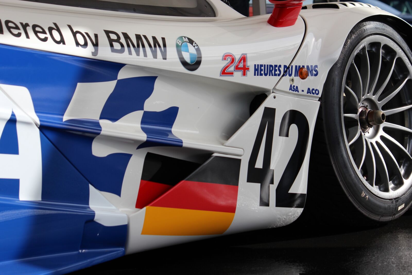 Canon EOS 600D (Rebel EOS T3i / EOS Kiss X5) sample photo. Bmw, motorsport, auto photography