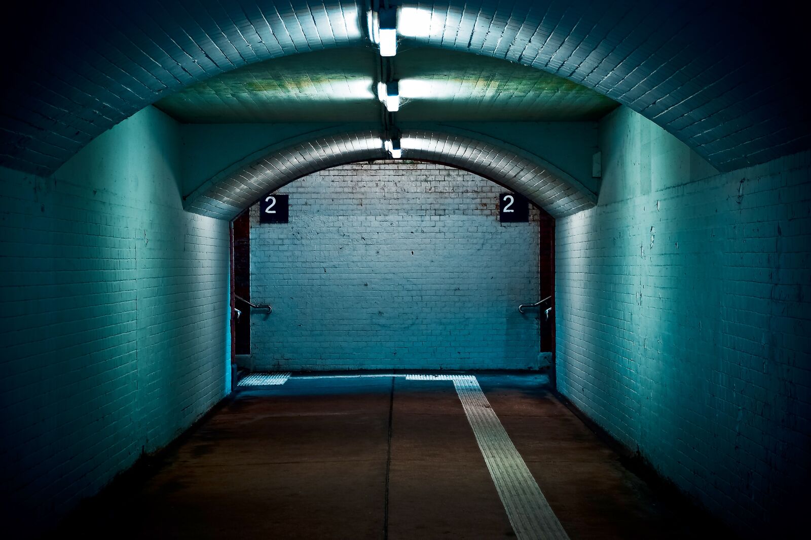 Olympus OM-D E-M10 sample photo. Architecture, tunnel, perspective photography