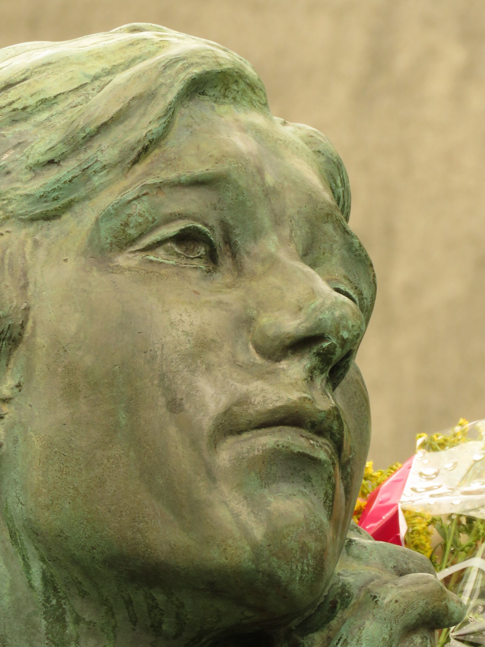 Canon PowerShot SX60 HS sample photo. Art, sculpture, statue photography