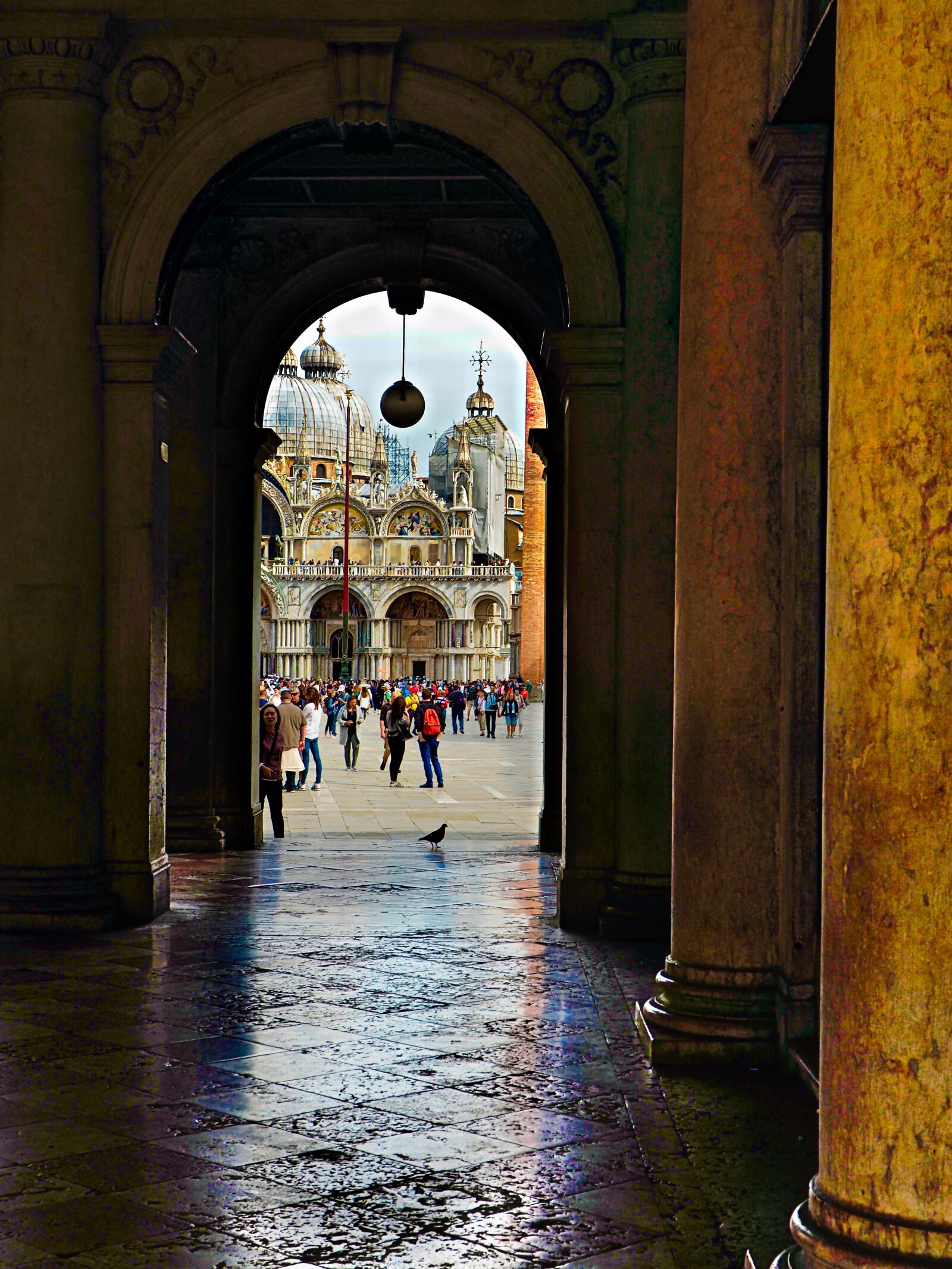 Olympus OM-D E-M5 II sample photo. Architecture, travel, venice photography