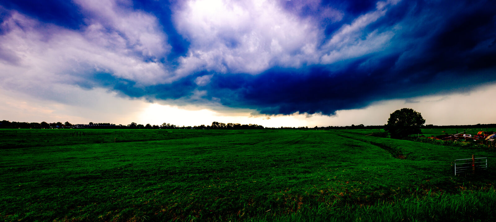 Fujifilm X100T sample photo. Weather photography
