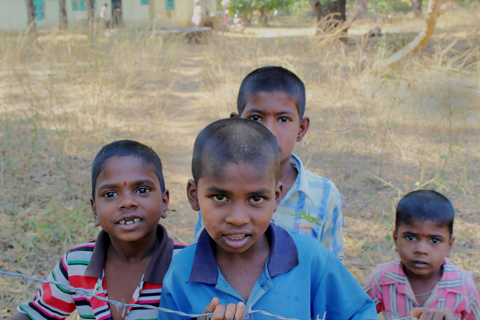 Canon EOS 1200D (EOS Rebel T5 / EOS Kiss X70 / EOS Hi) sample photo. Child, india, nature, village photography