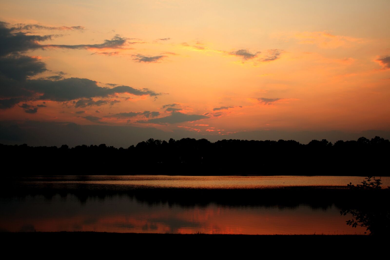 Canon EOS 450D (EOS Rebel XSi / EOS Kiss X2) sample photo. Sunset, landscape, nature photography