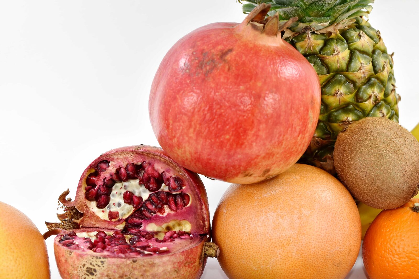 Nikon D5500 sample photo. Pomegranate, healthy, fruit, vitamin photography