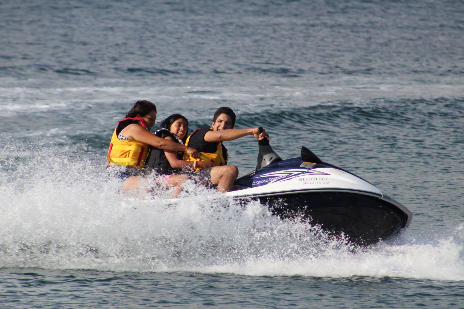 Canon EOS 1300D (EOS Rebel T6 / EOS Kiss X80) sample photo. Career, sea, ocean photography