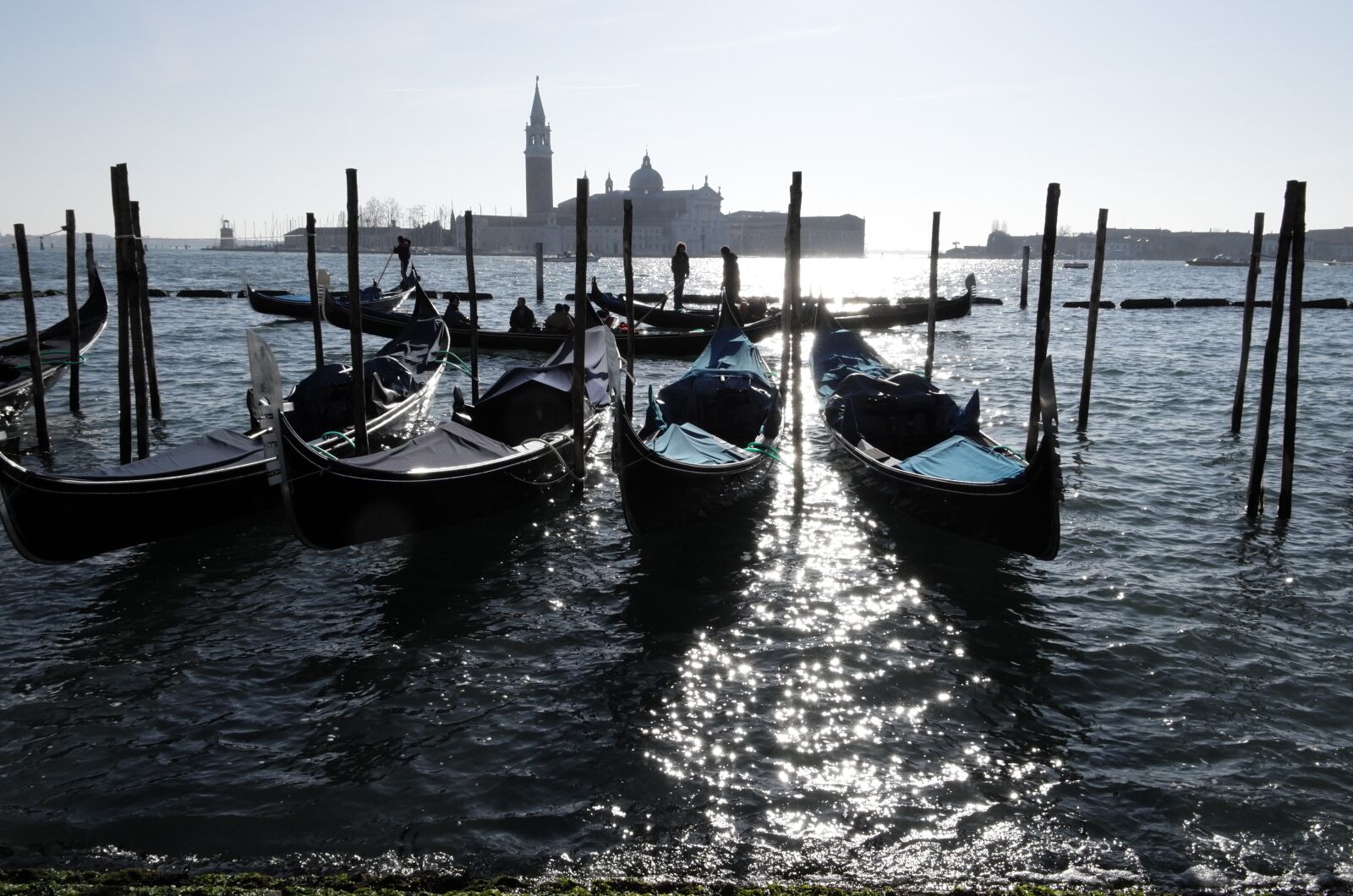 Vario-Elmar T 1:3.5-5.6 / 18-56 ASPH. sample photo. Venice, gondolas, italy photography