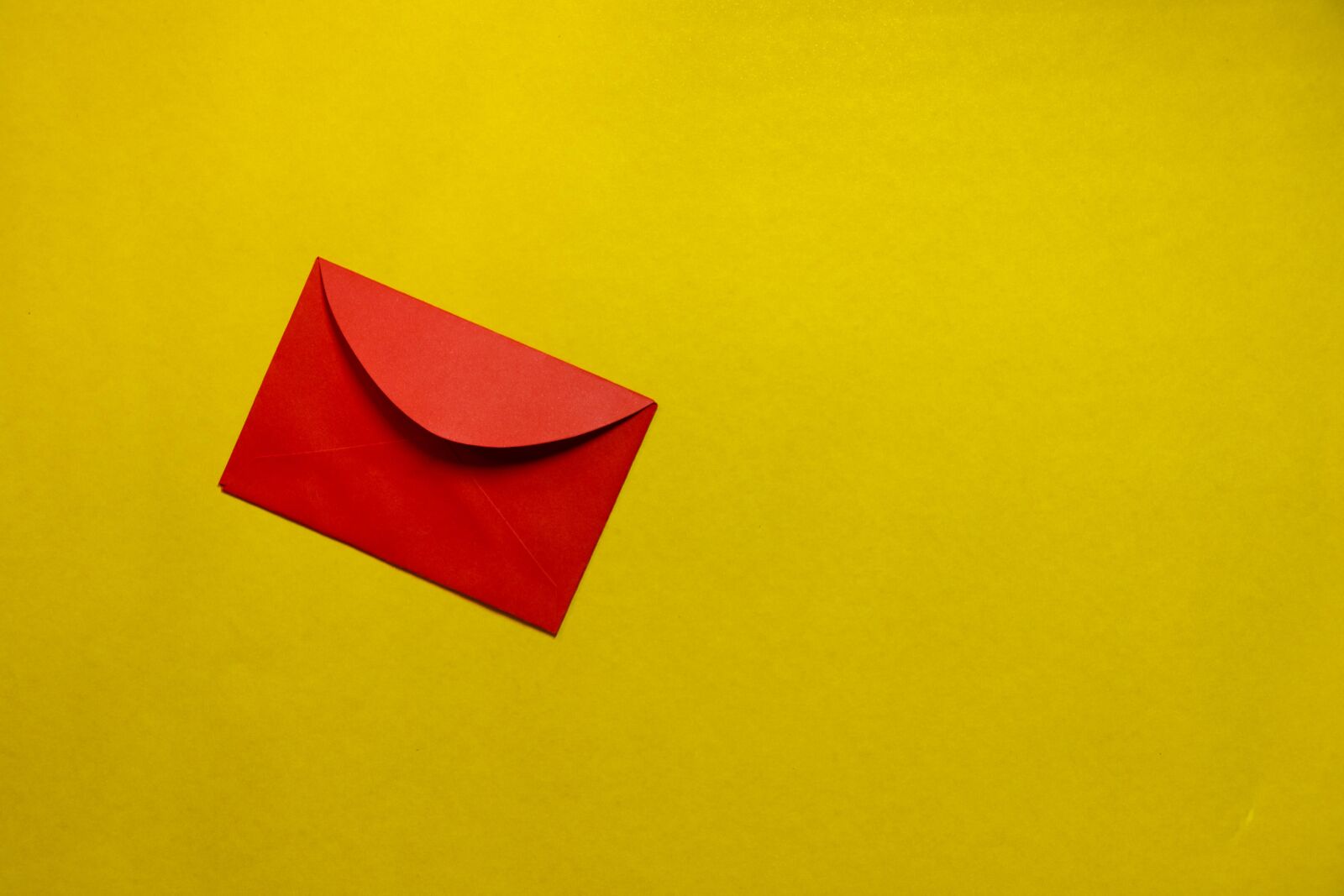 Nikon D7200 sample photo. Letter, yellow, paper photography