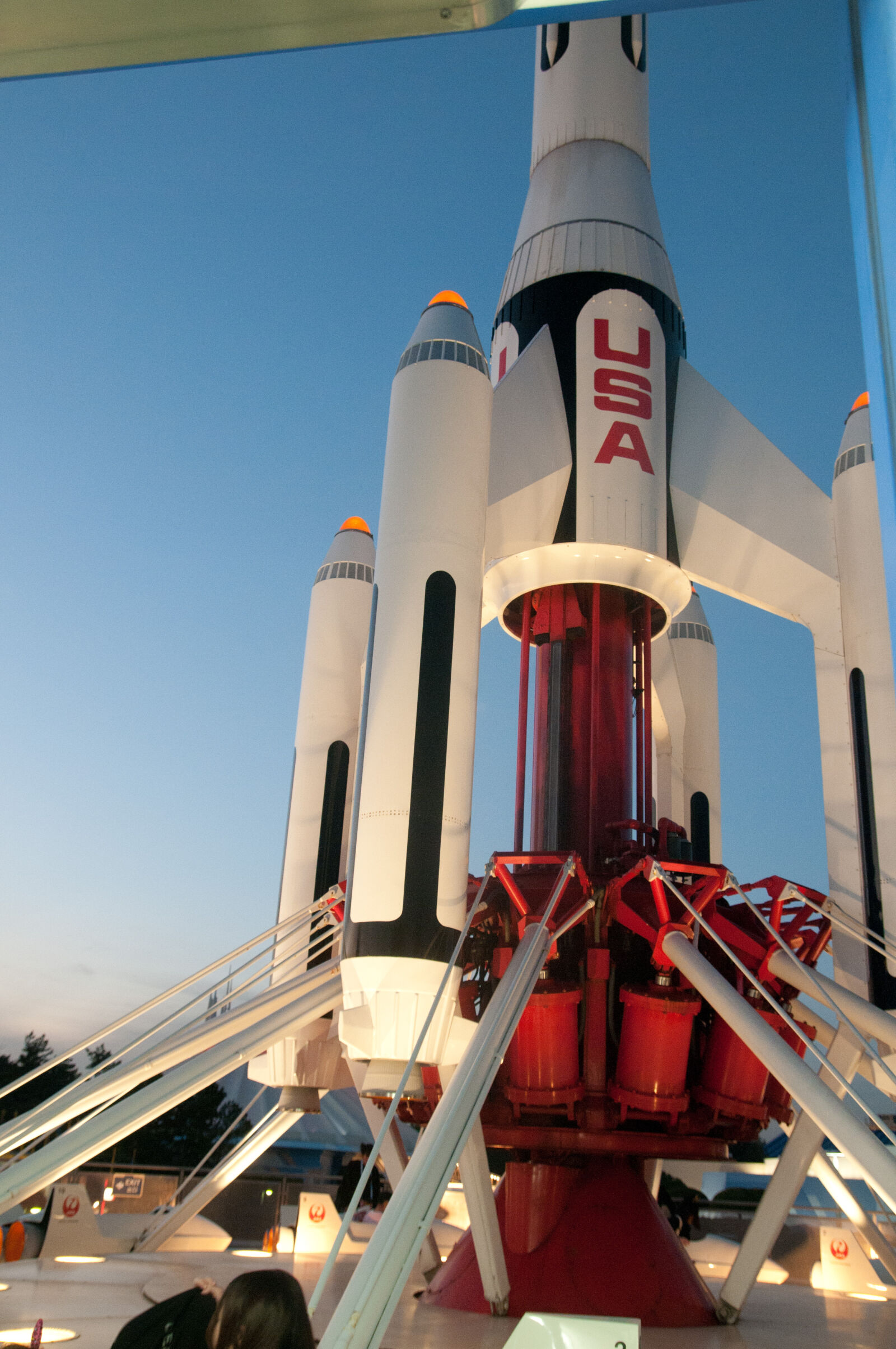 Nikon D300 sample photo. Disney, land, tokyo, space photography