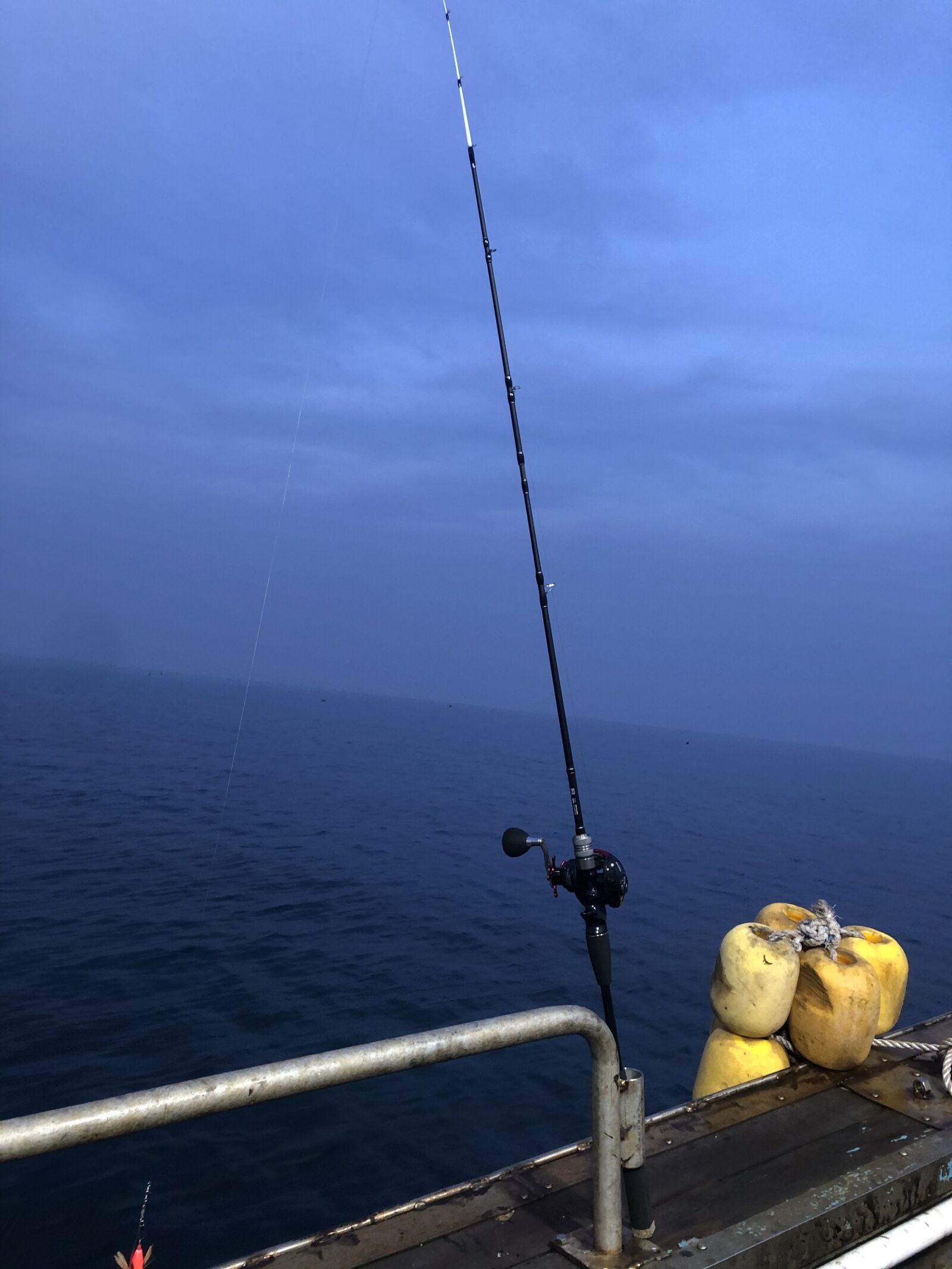 Apple iPhone X sample photo. Fishing, break, sea photography
