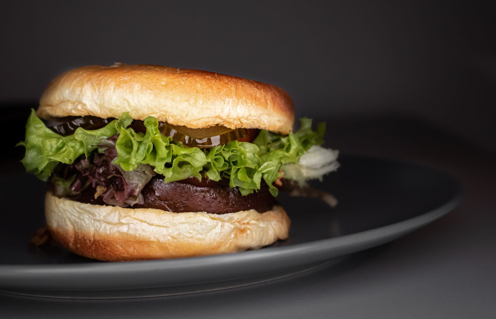 Canon EOS 80D sample photo. Burger, eat, hamburger photography