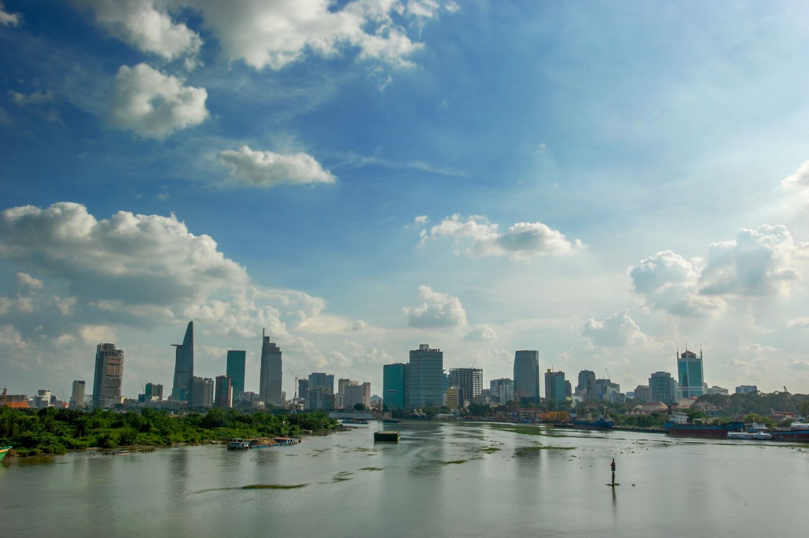 Nikon D80 sample photo. City, cloudy, sky photography