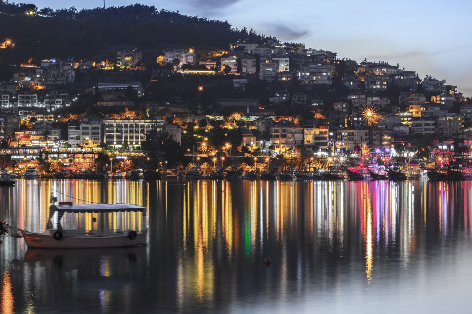 Canon EOS 5D Mark III sample photo. Alanya, night, turkey photography