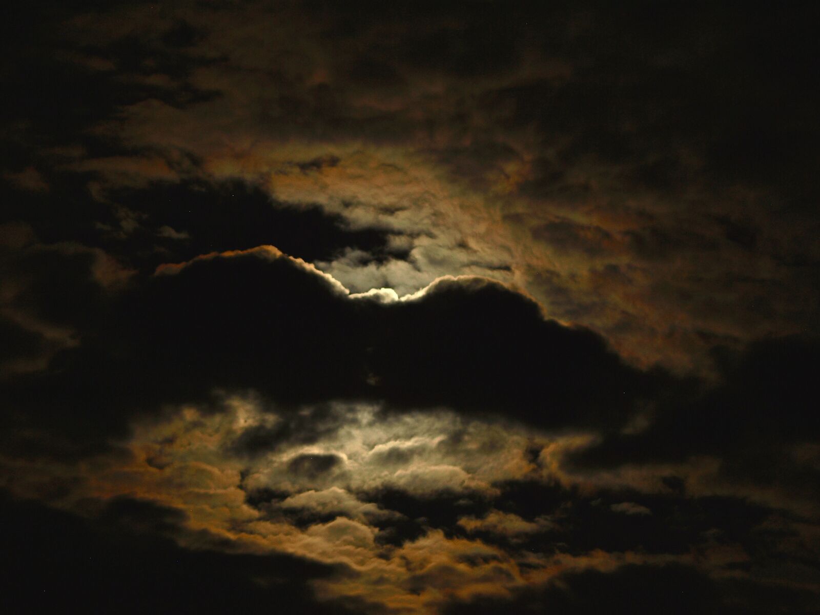 Olympus E-510 (EVOLT E-510) sample photo. Dark clouds, night, moonlight photography